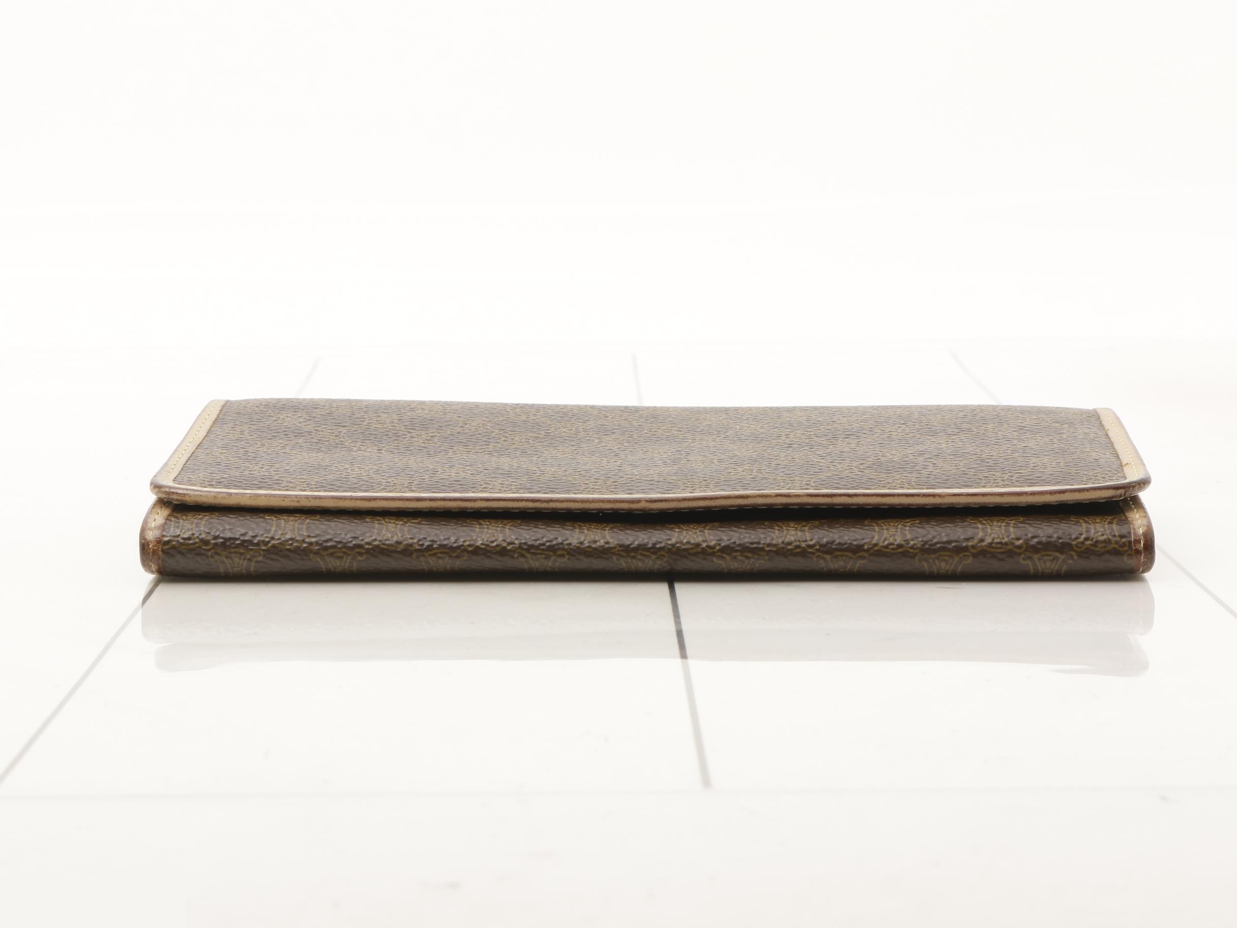 Other lines: Bags and Wallets — view 3