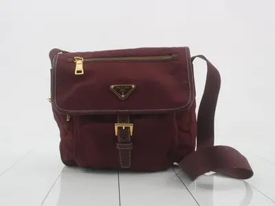 Nylon shoulder bag
