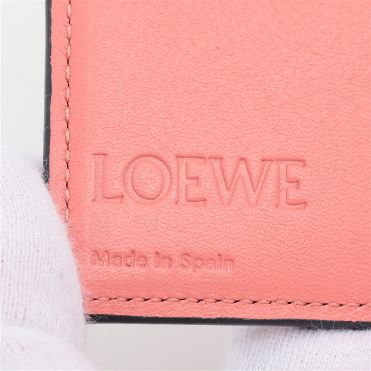 Trifold Leather Compact Wallet Beige — view 8