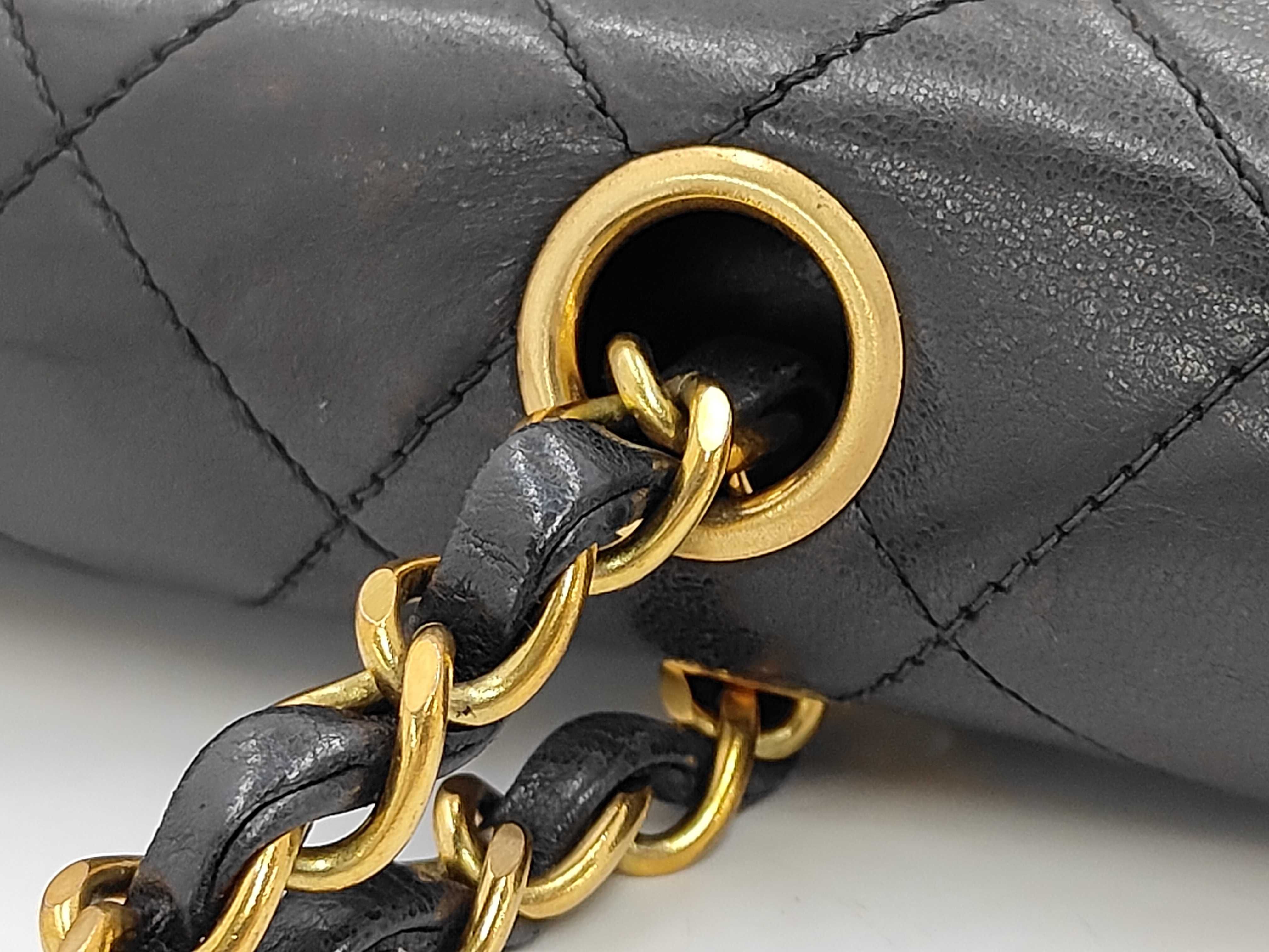 Matelassé 25 Lambskin Double Flap Chain Shoulder Bag (with seal, serial number 3) — view 5