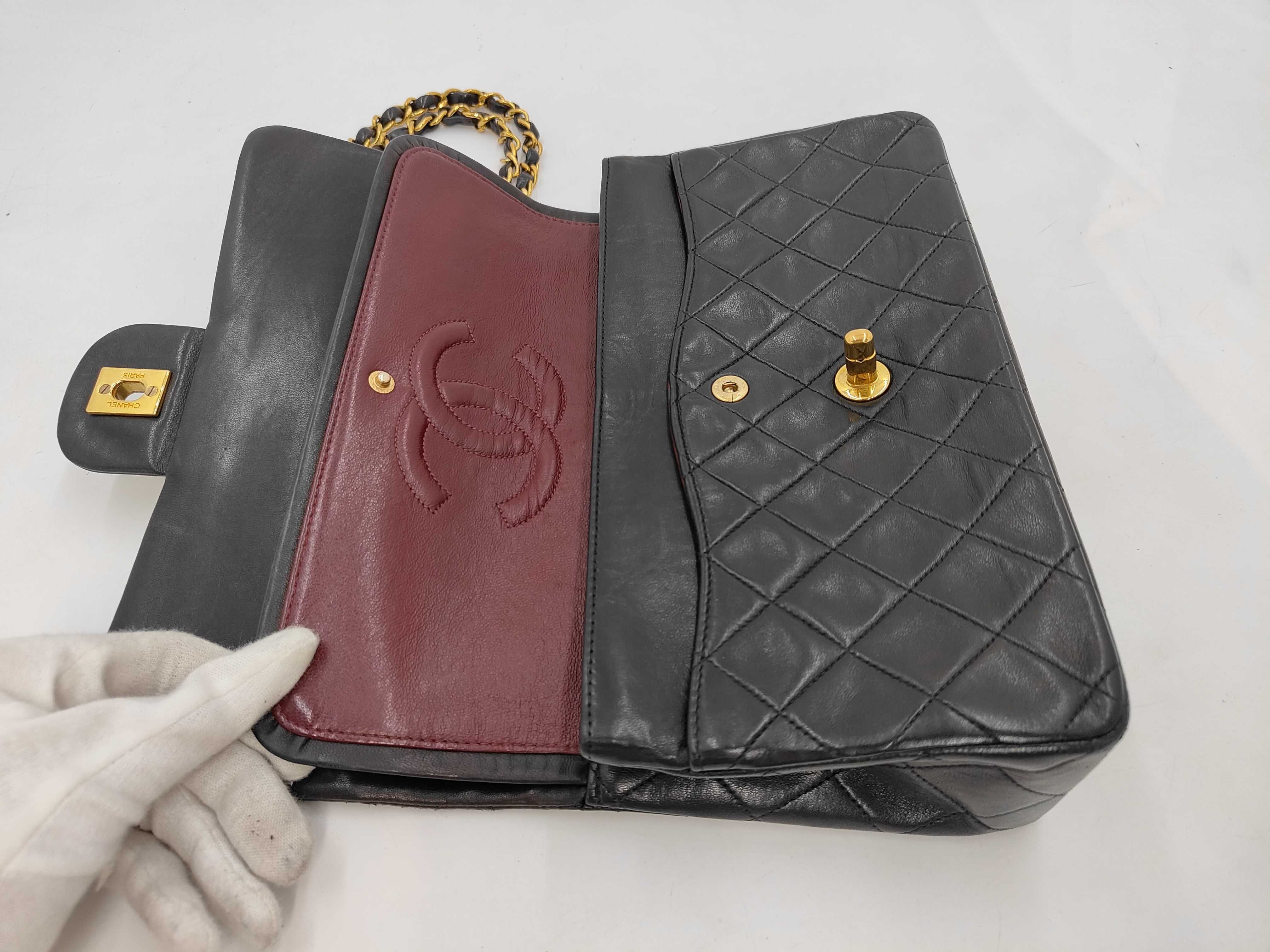 Matelassé 25 Lambskin Double Flap Chain Shoulder Bag (with seal, serial number 3) — view 9