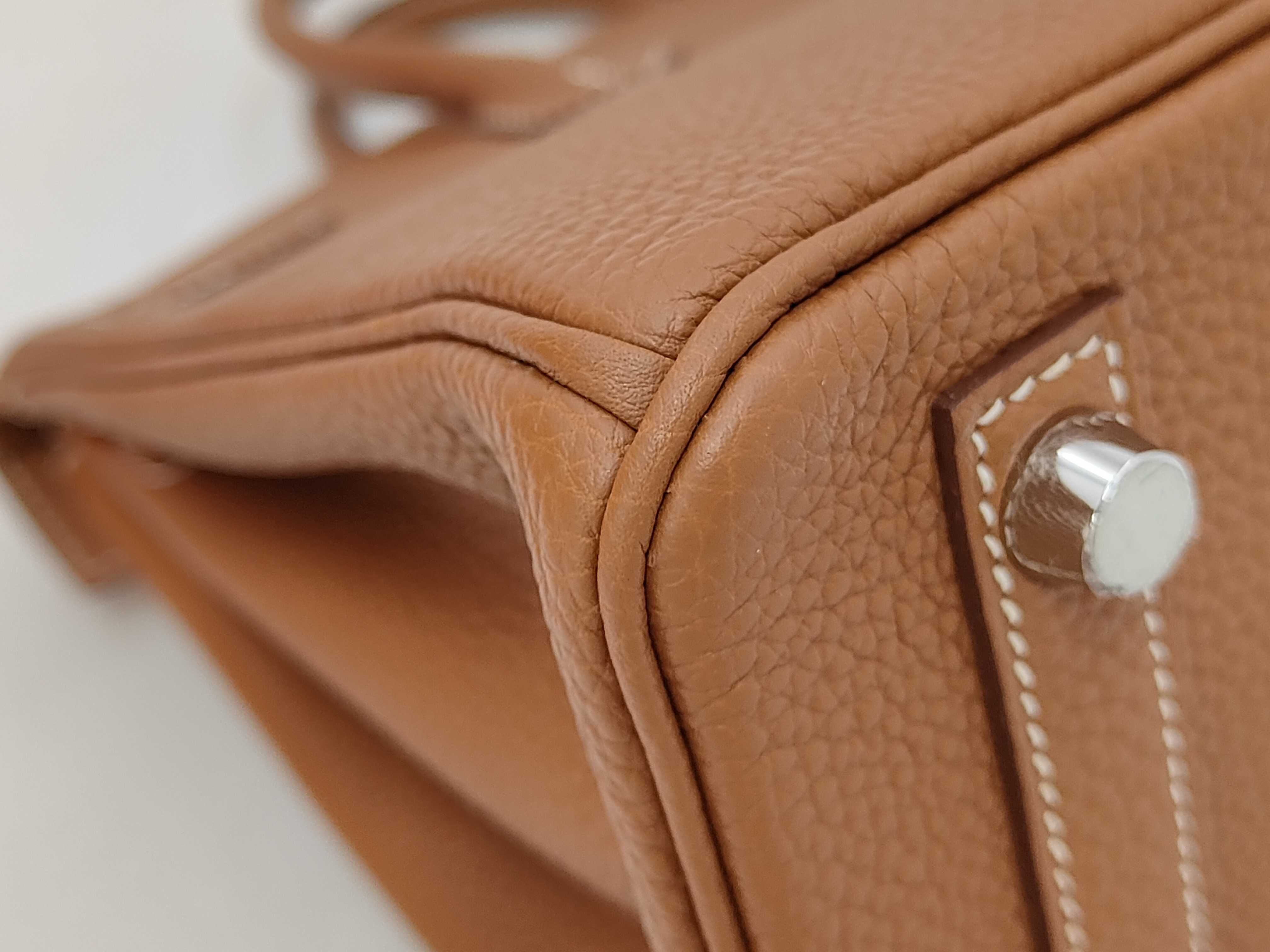 Birkin 25 Gold Togo Leather Silver Hardware K Stamp Handbag — view 3