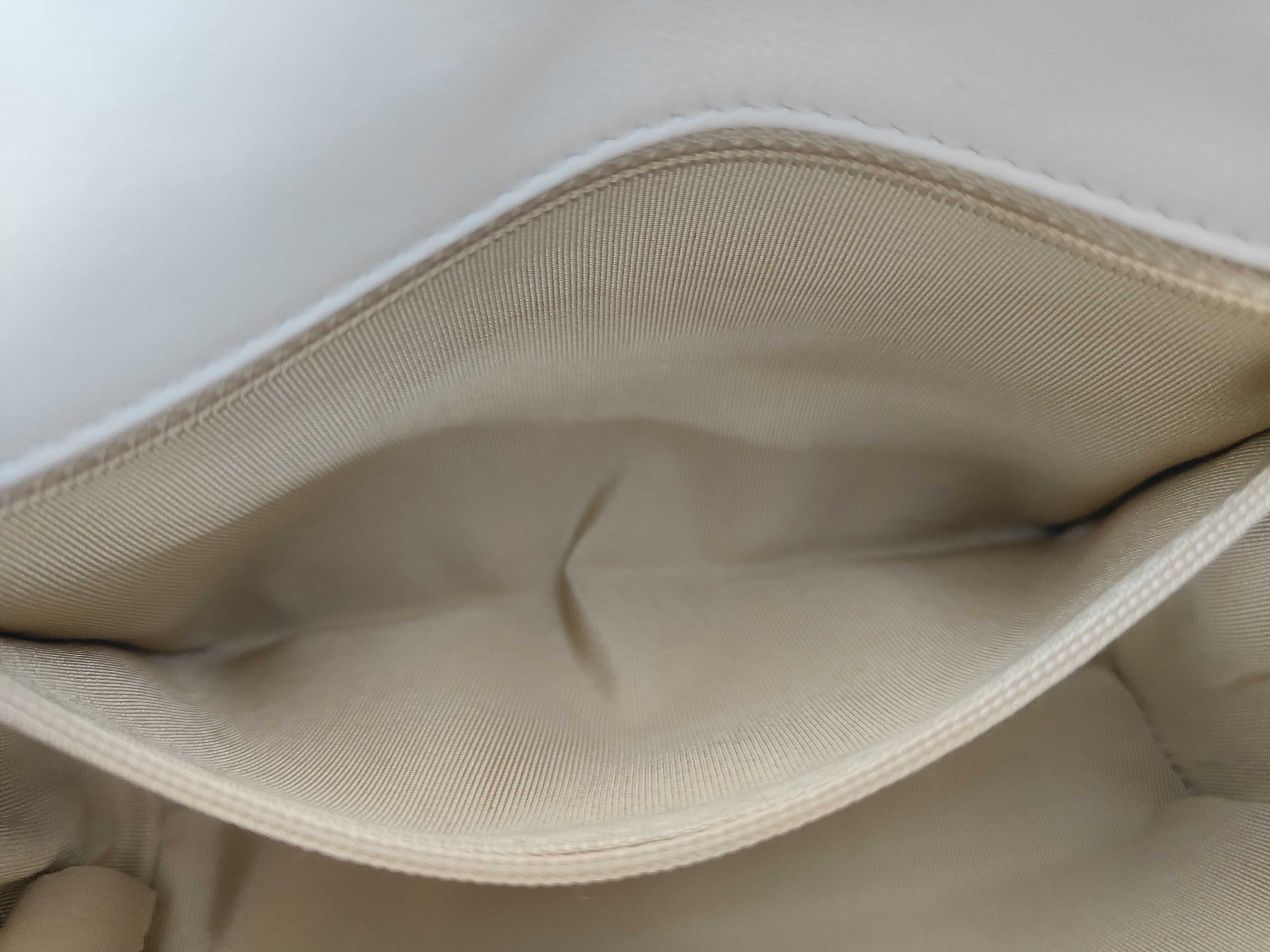 Metal Logo Quilted Shoulder Bag — view 9
