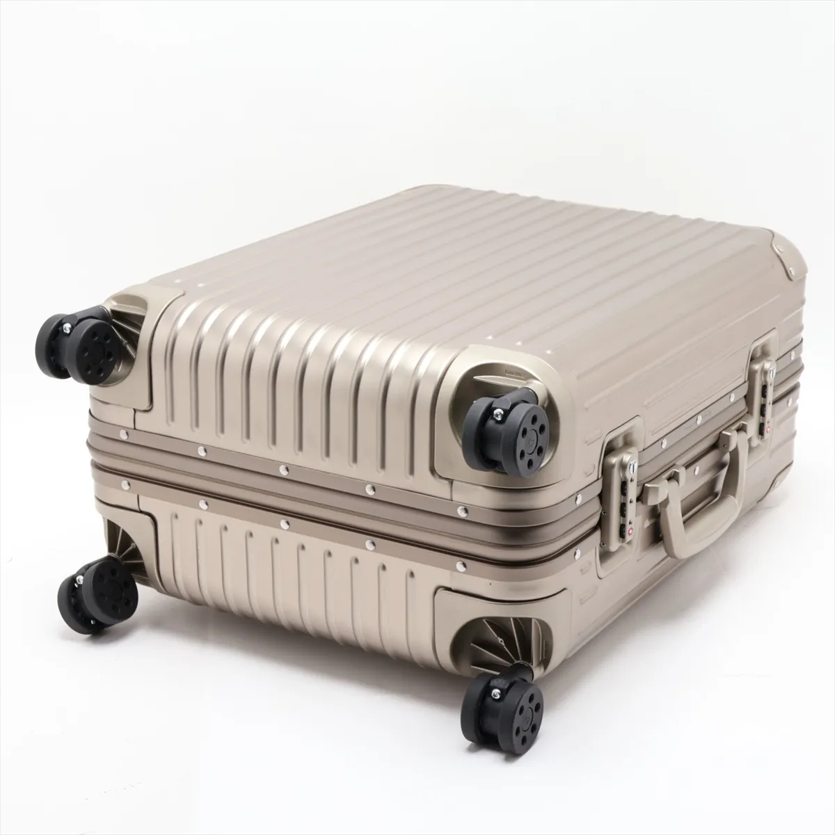[Individually packaged] Rimowa Cabin Plus Aluminum Carry-on Suitcase, Gold, Combination Lock 000 — view 3
