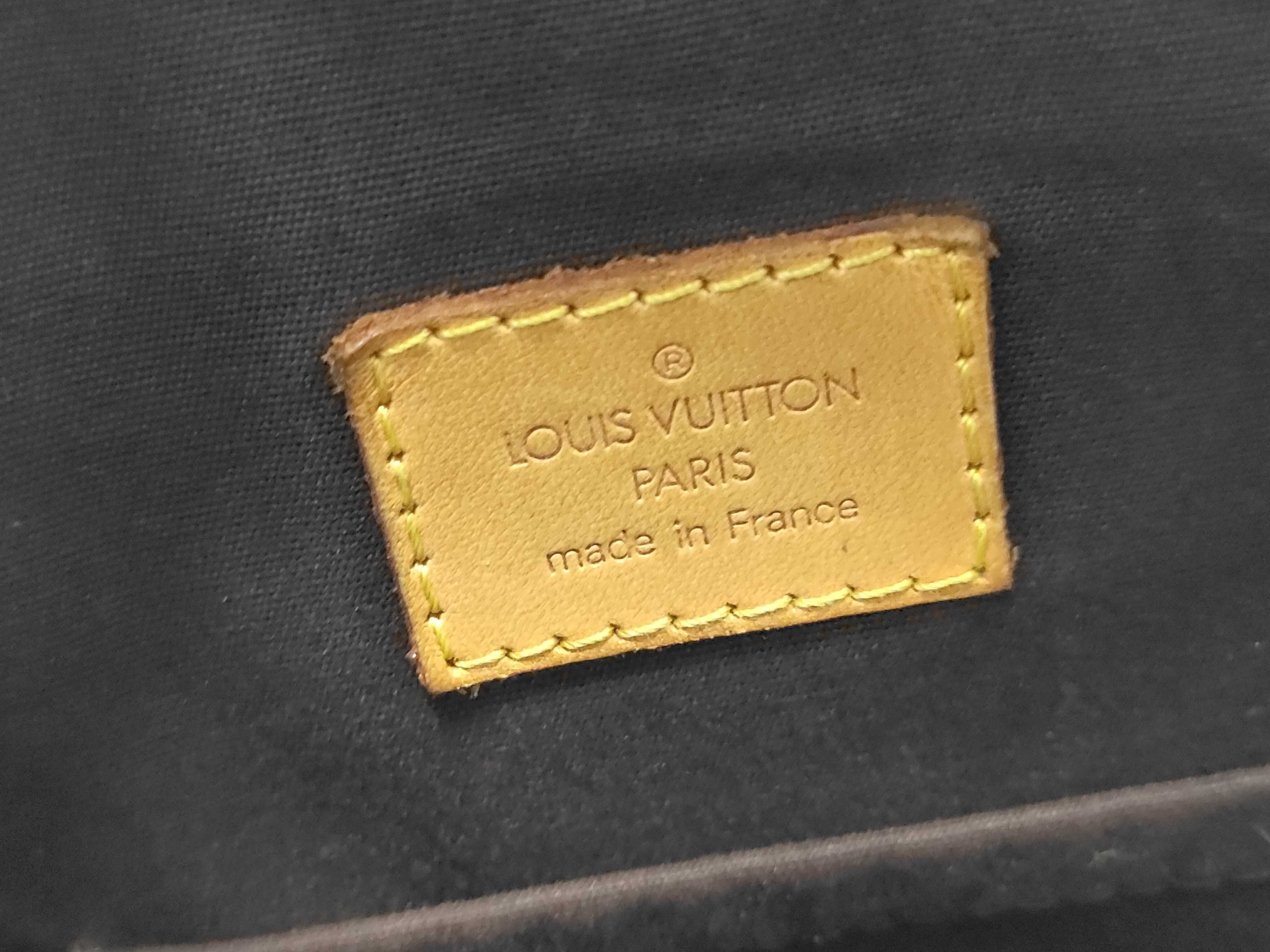 LV Vernis Summit Drive M93516 (Serial number unknown) Bag — view 11