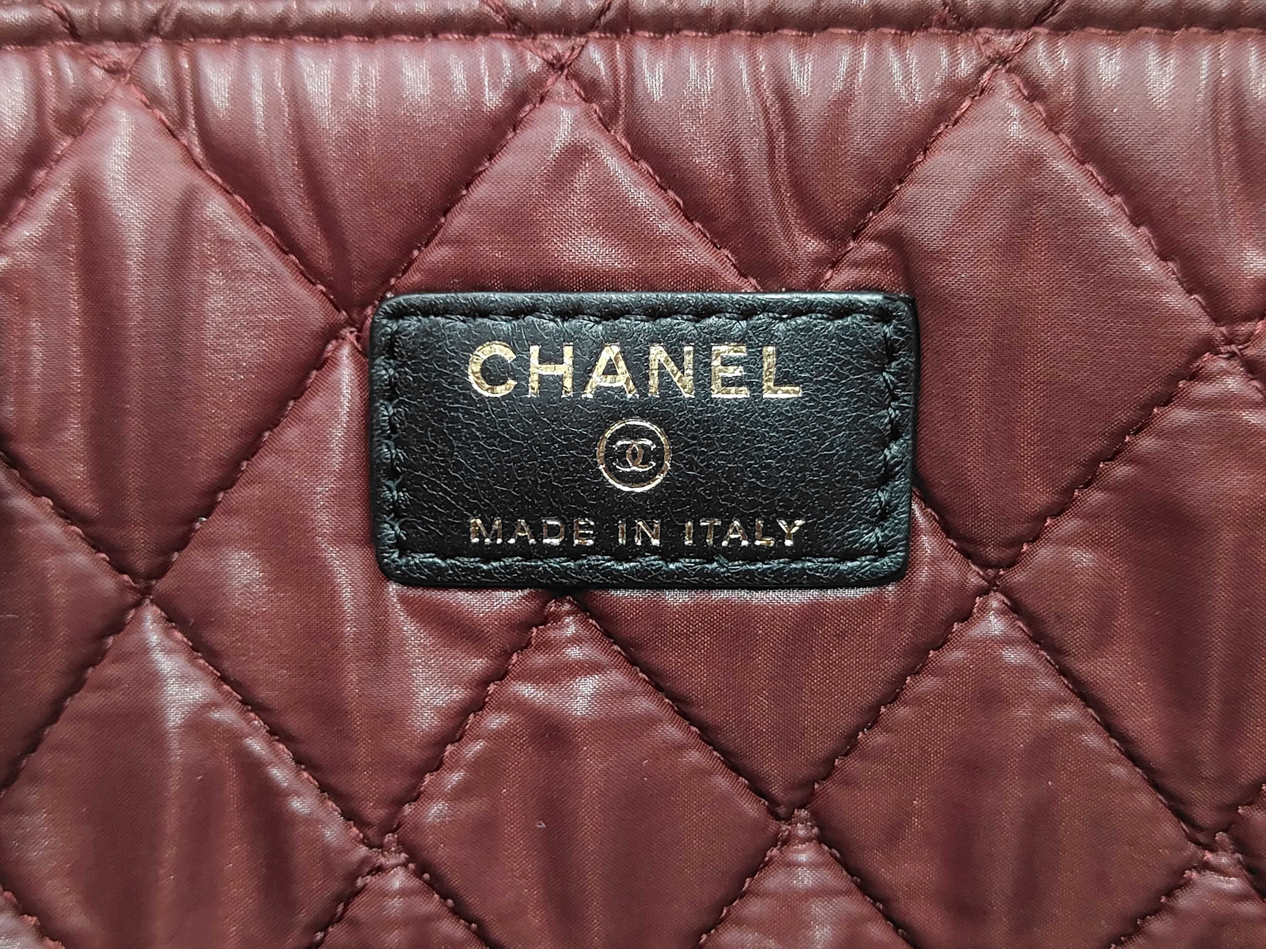 Matelassé Clutch Bag, Lambskin, Coco Mark, Black x Gold, Seal No. 21 — view 9