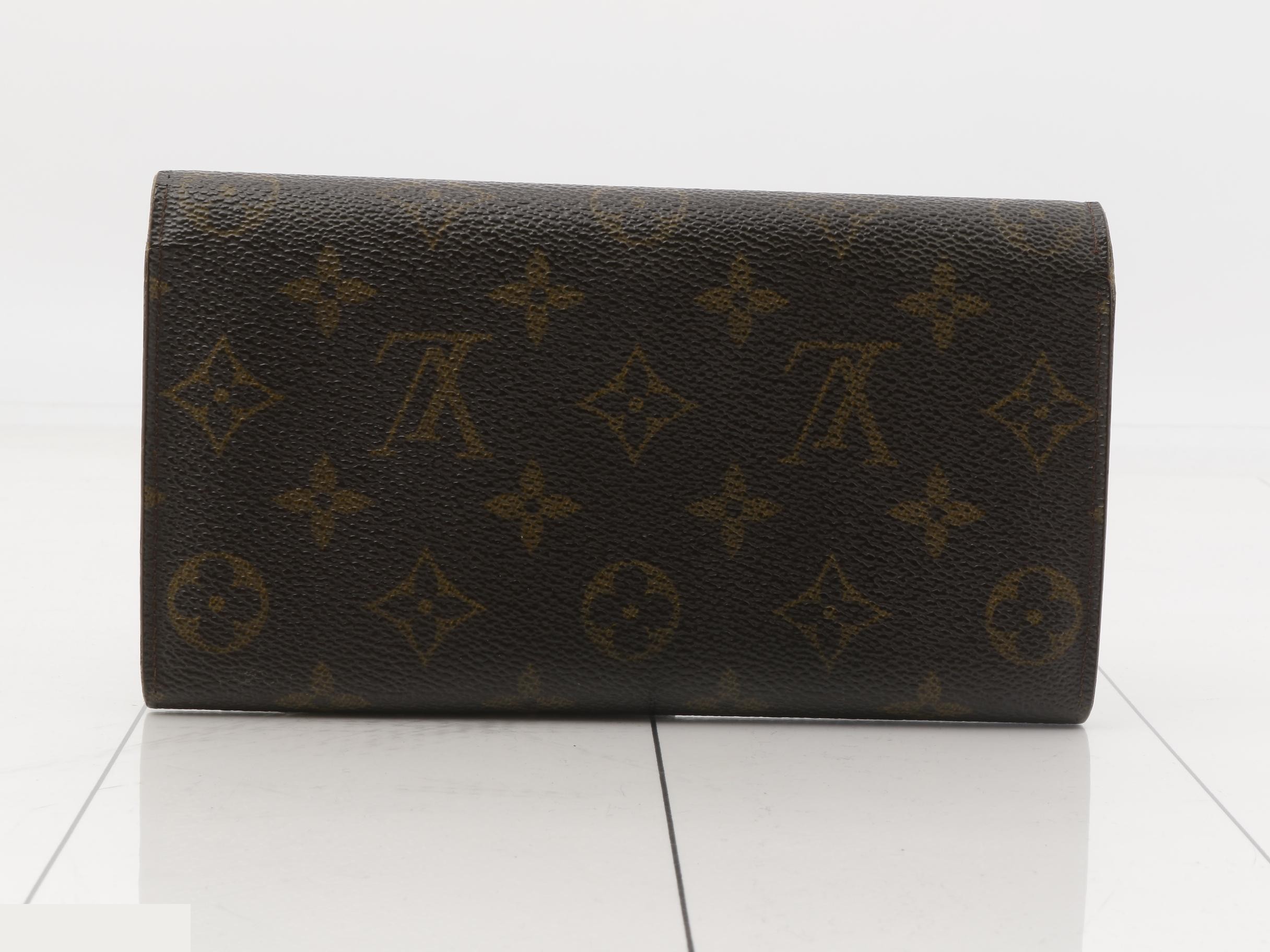 Monogram Pochette Portemonnaie Credit Bi-fold Long Wallet — view 2