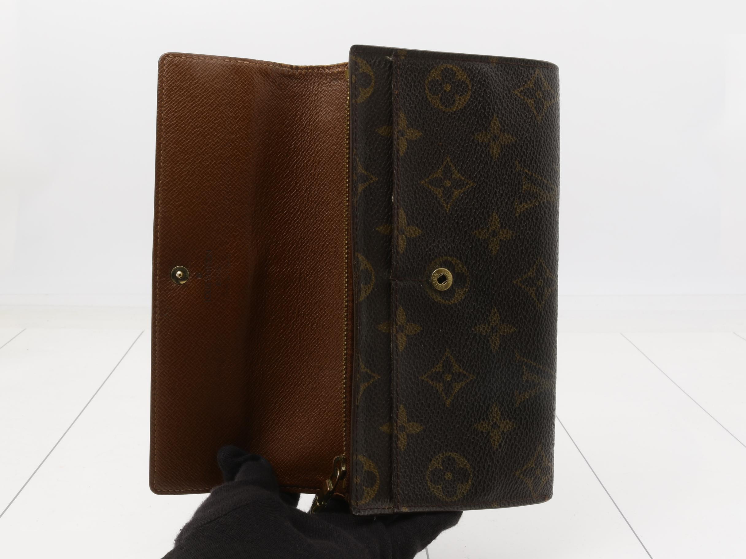 Monogram Pochette Portemonnaie Credit Bi-fold Long Wallet — view 4
