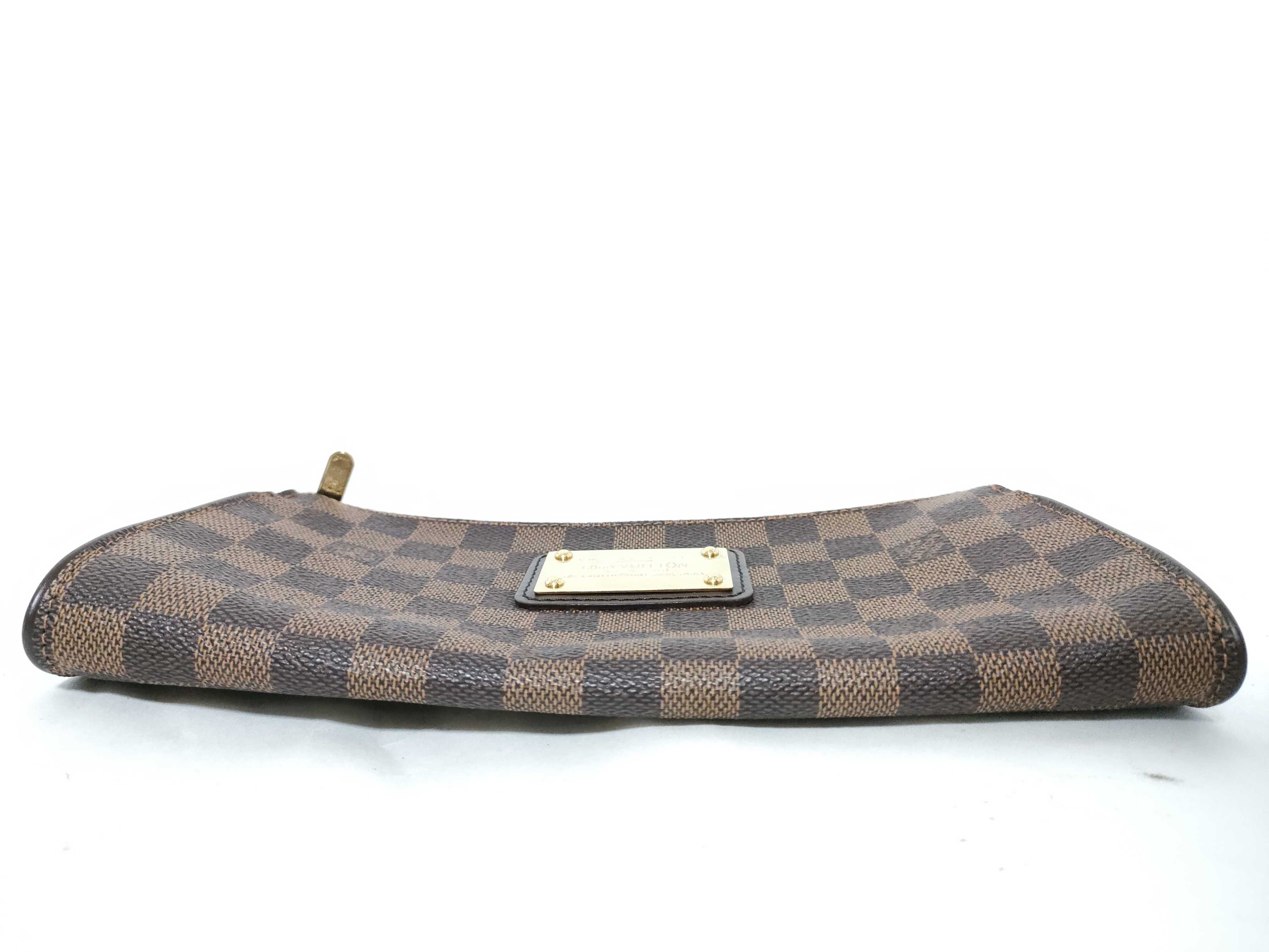 Damier Ebene Sophie Pouch — view 7