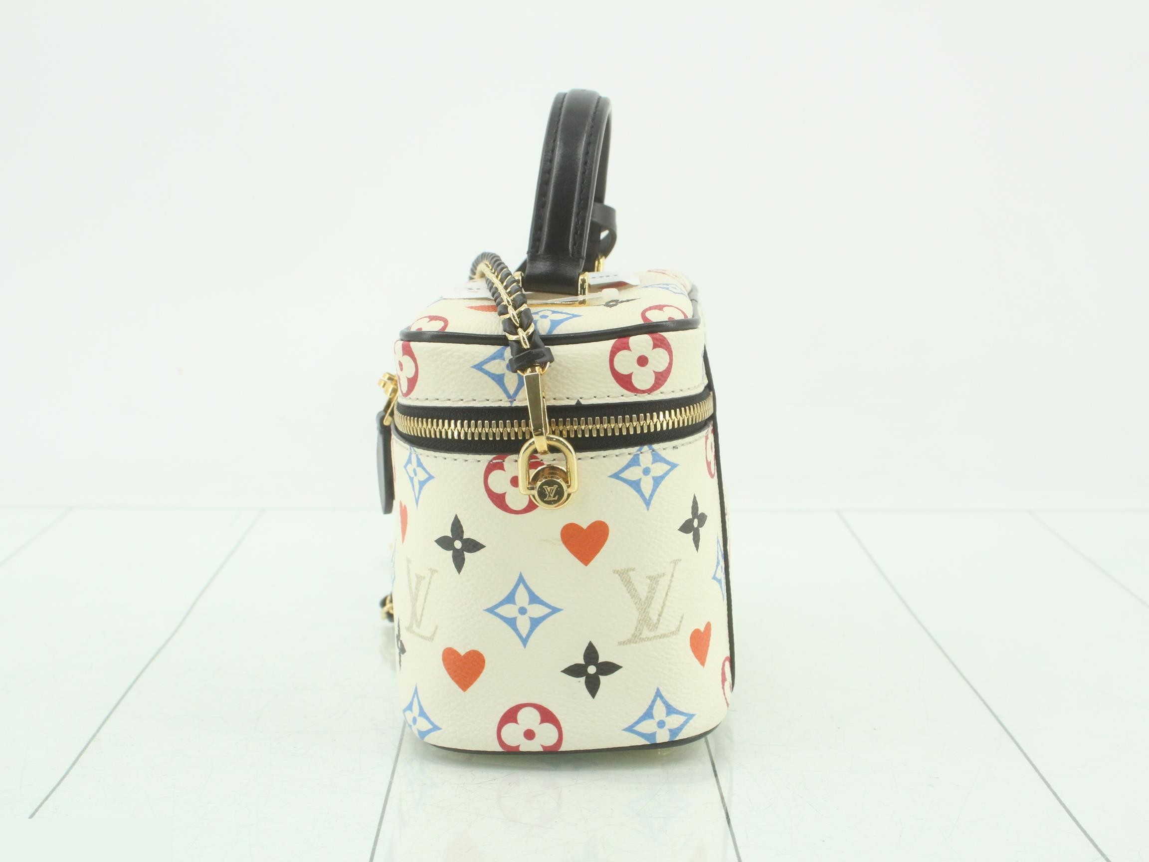 LV Vanity GameOn Vanity PM LV Monogram — view 3