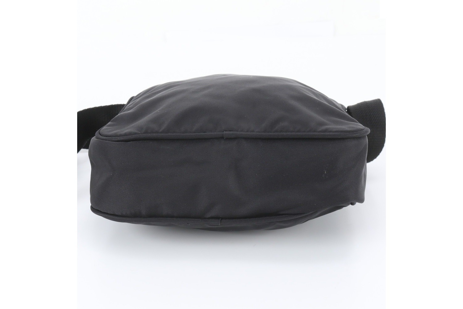 Leather and nylon shoulder bag, crossbody bag, messenger bag. — view 5