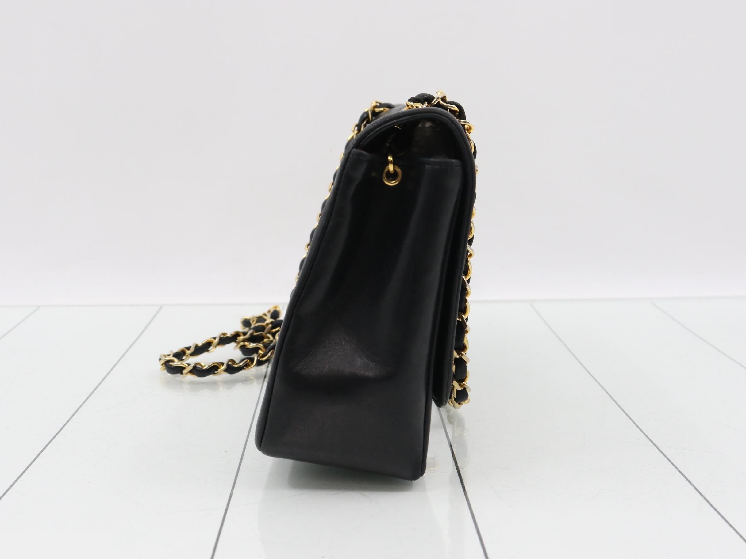 Matelassé 25 Lambskin Chain Shoulder Bag, Black — view 4
