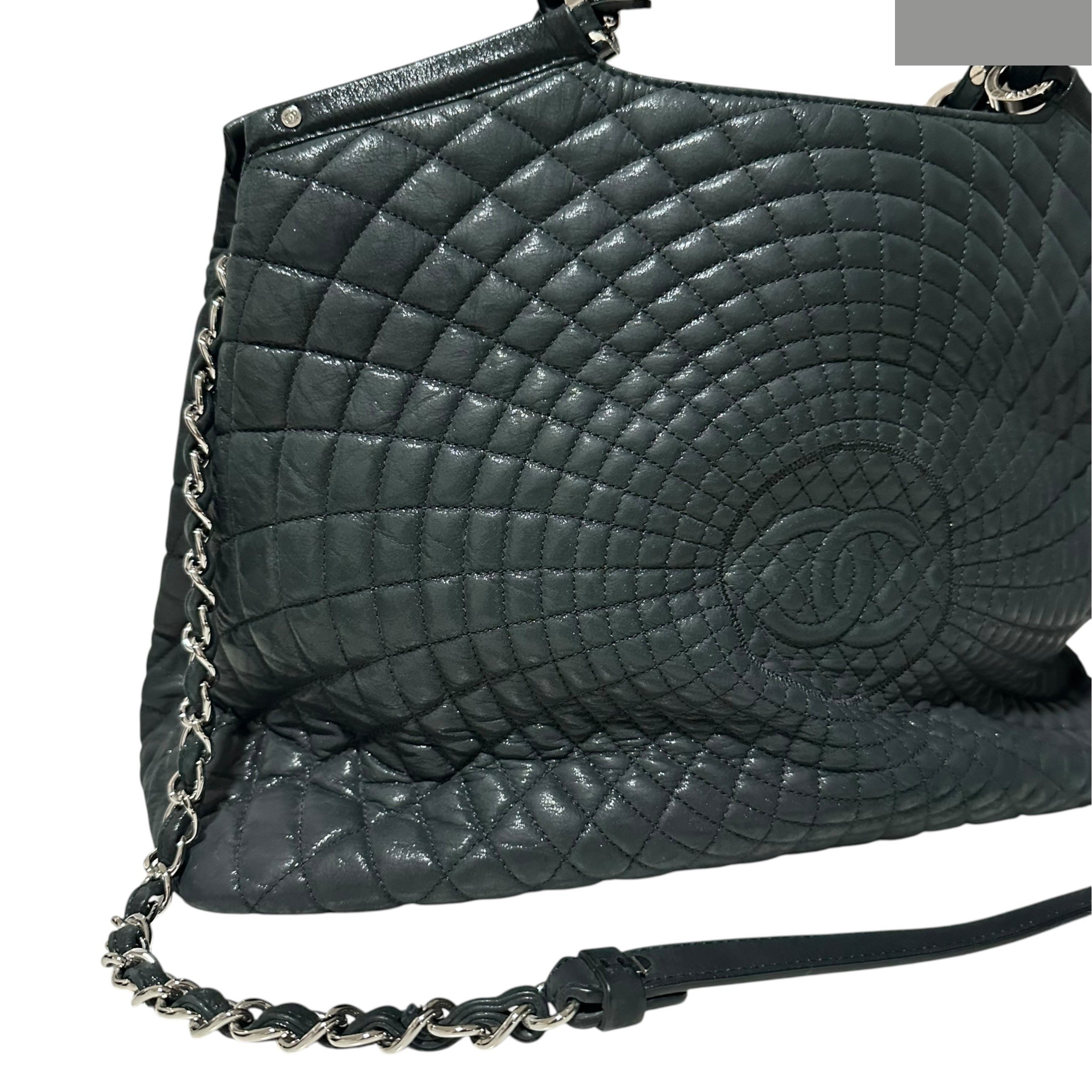 Quilted Large Sea Hit Tote Bag with Coco Mark - Black/Silver — view 2