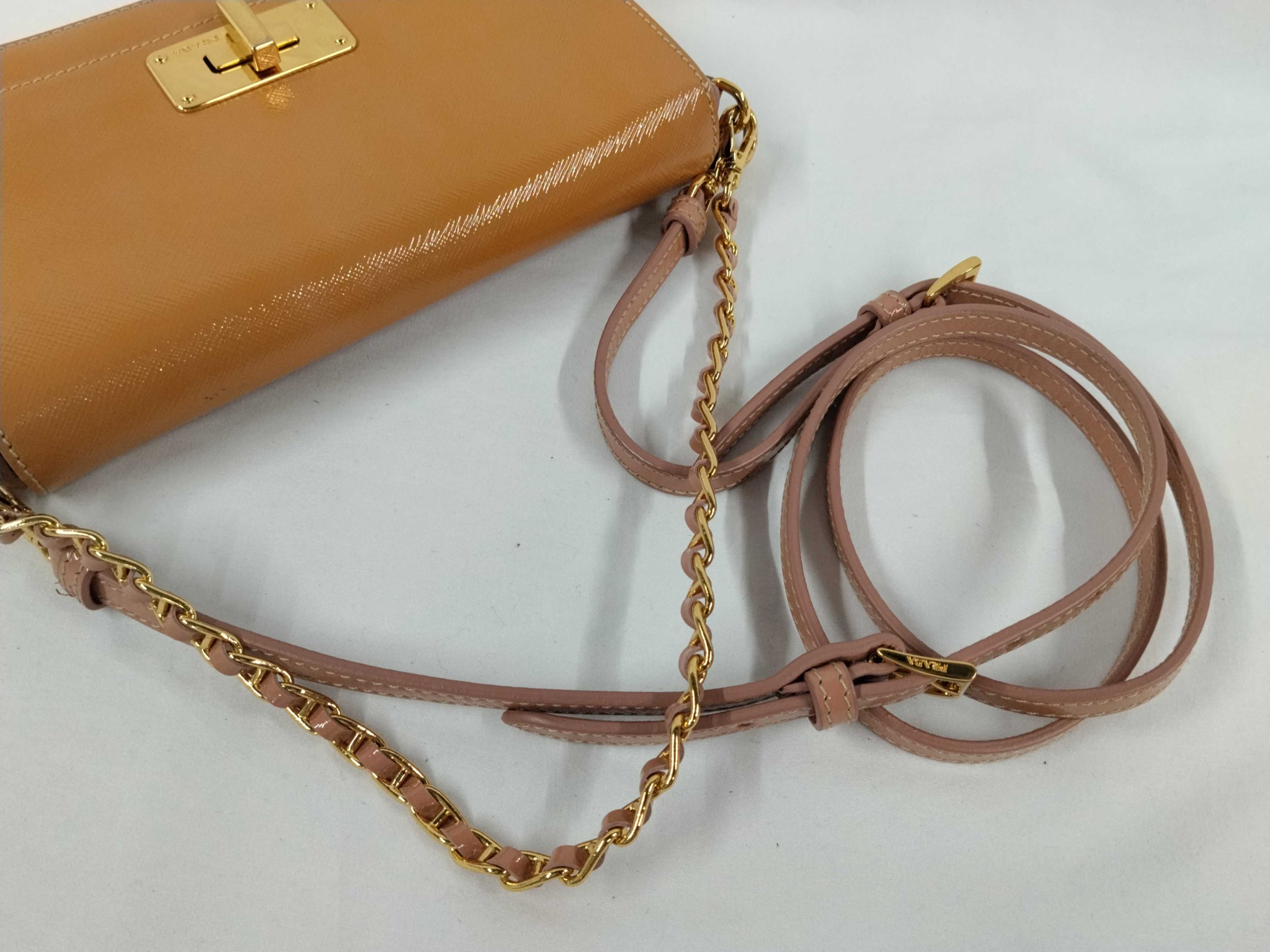 shoulder bag — view 3