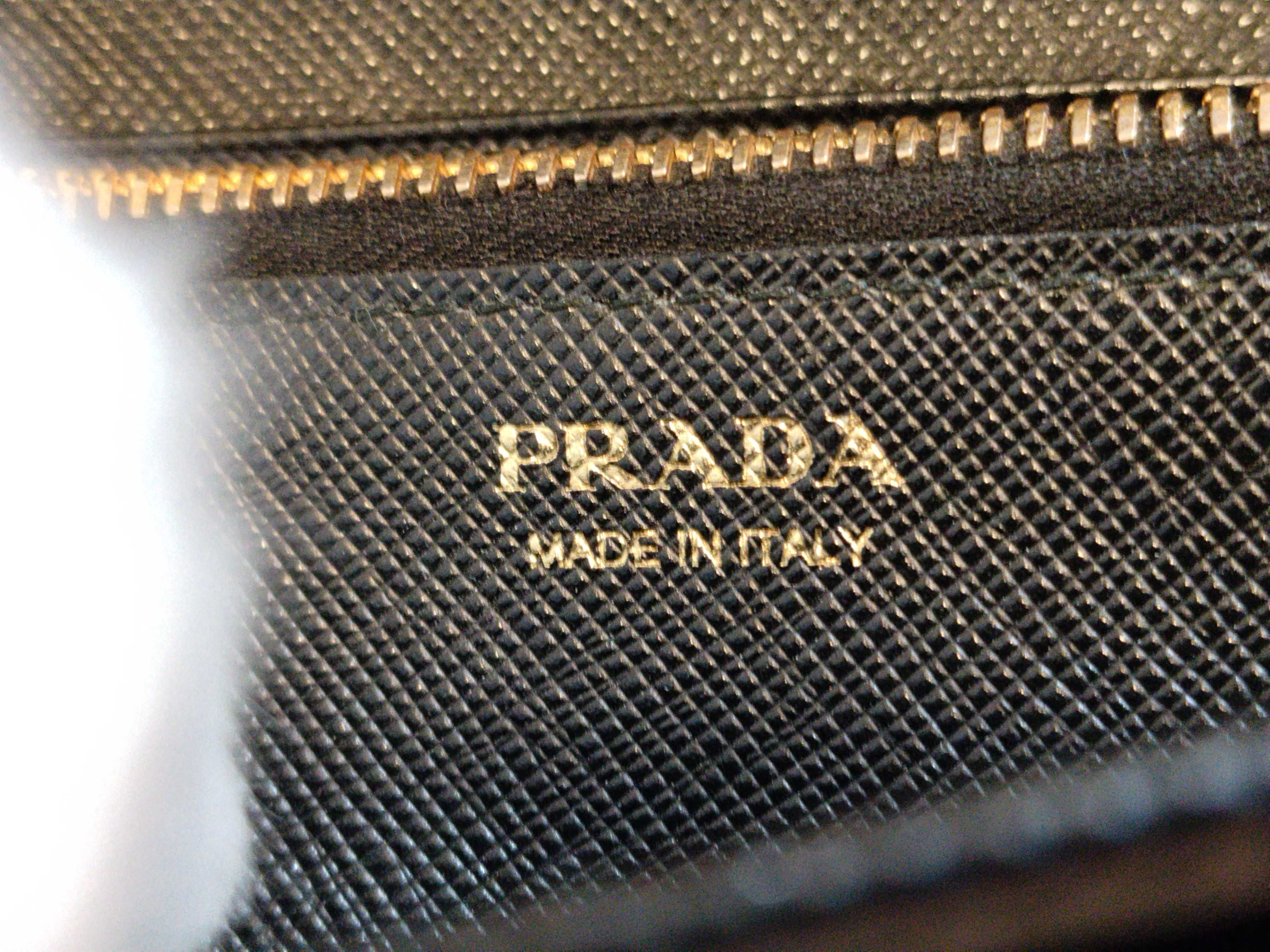 long wallet — view 14