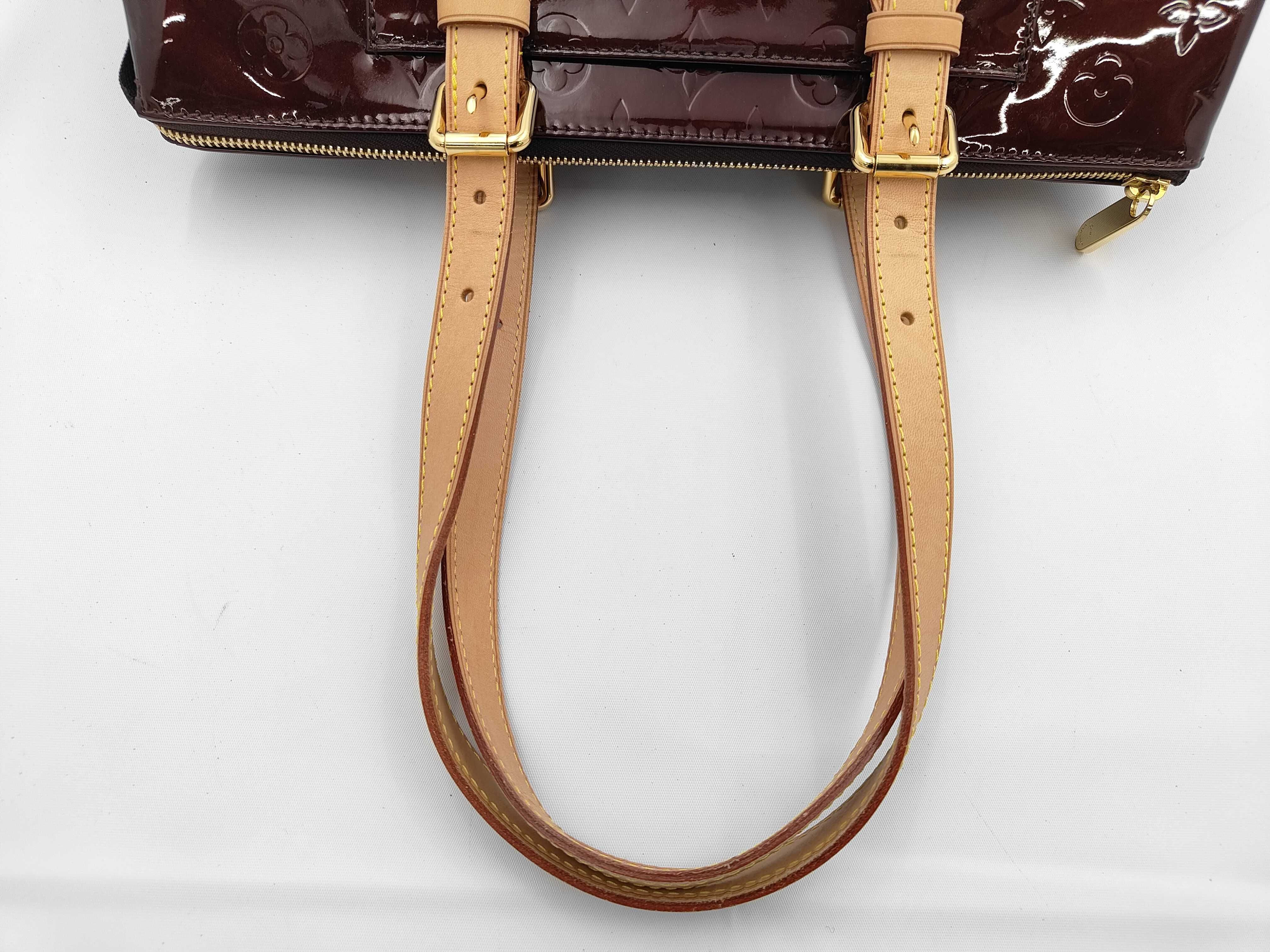 M93510 Rosewood Avenue Shoulder Bag Amarante Vernis Shoulder Bag — view 3