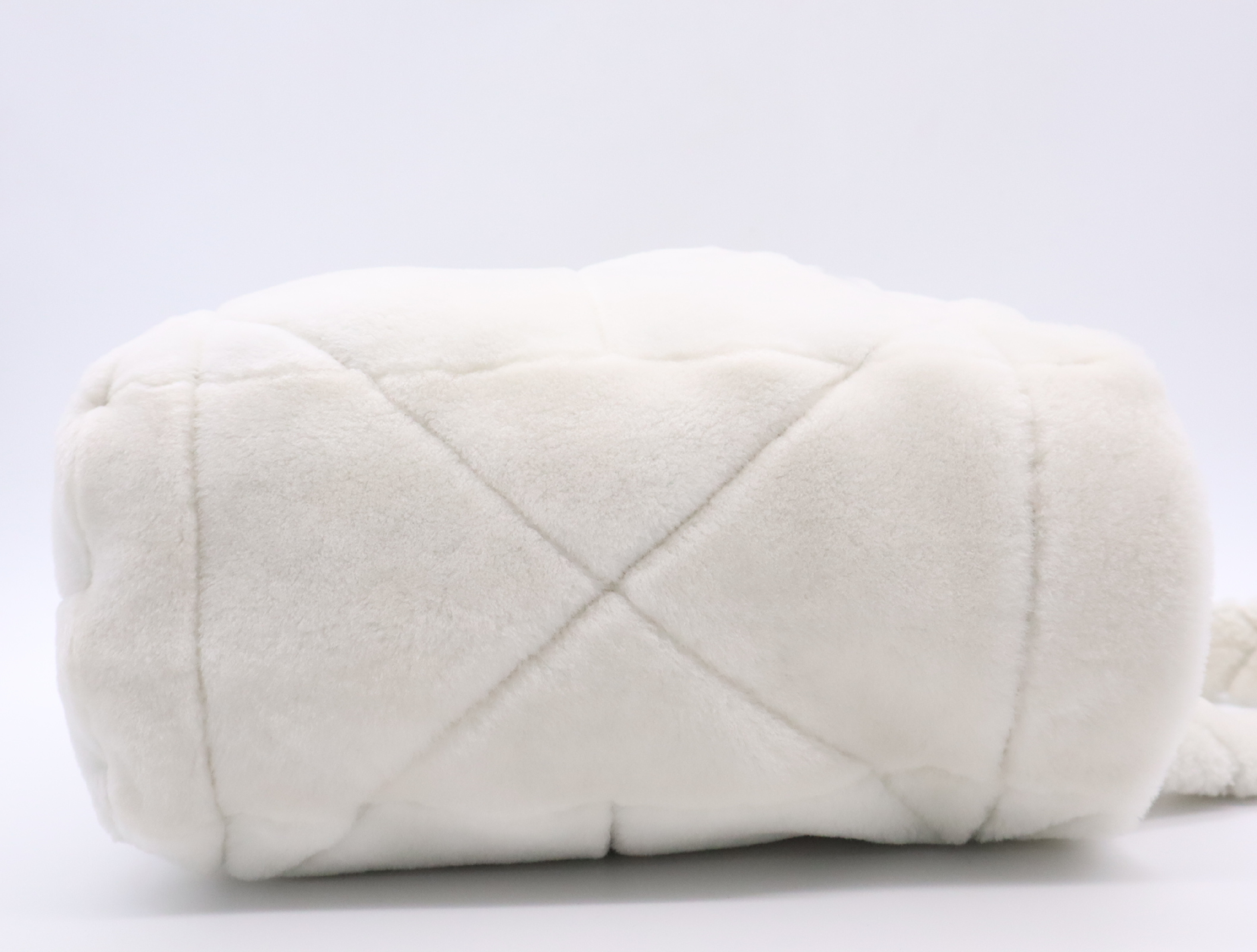 1BG427V Shearling Quilted Tote Bag with Pouch (White) — view 5
