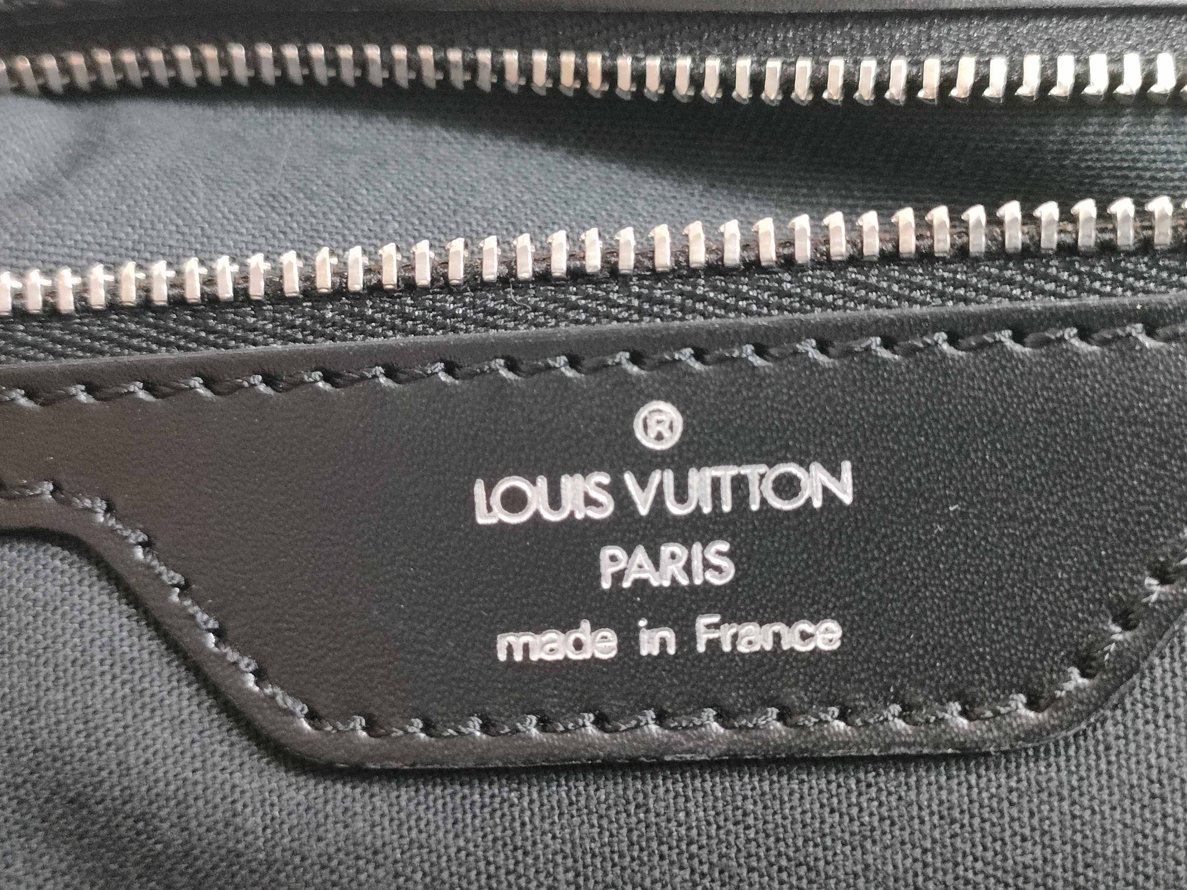 Taiga LV Taiga Delsu M30162 SP0051 Shoulder Bag — view 12