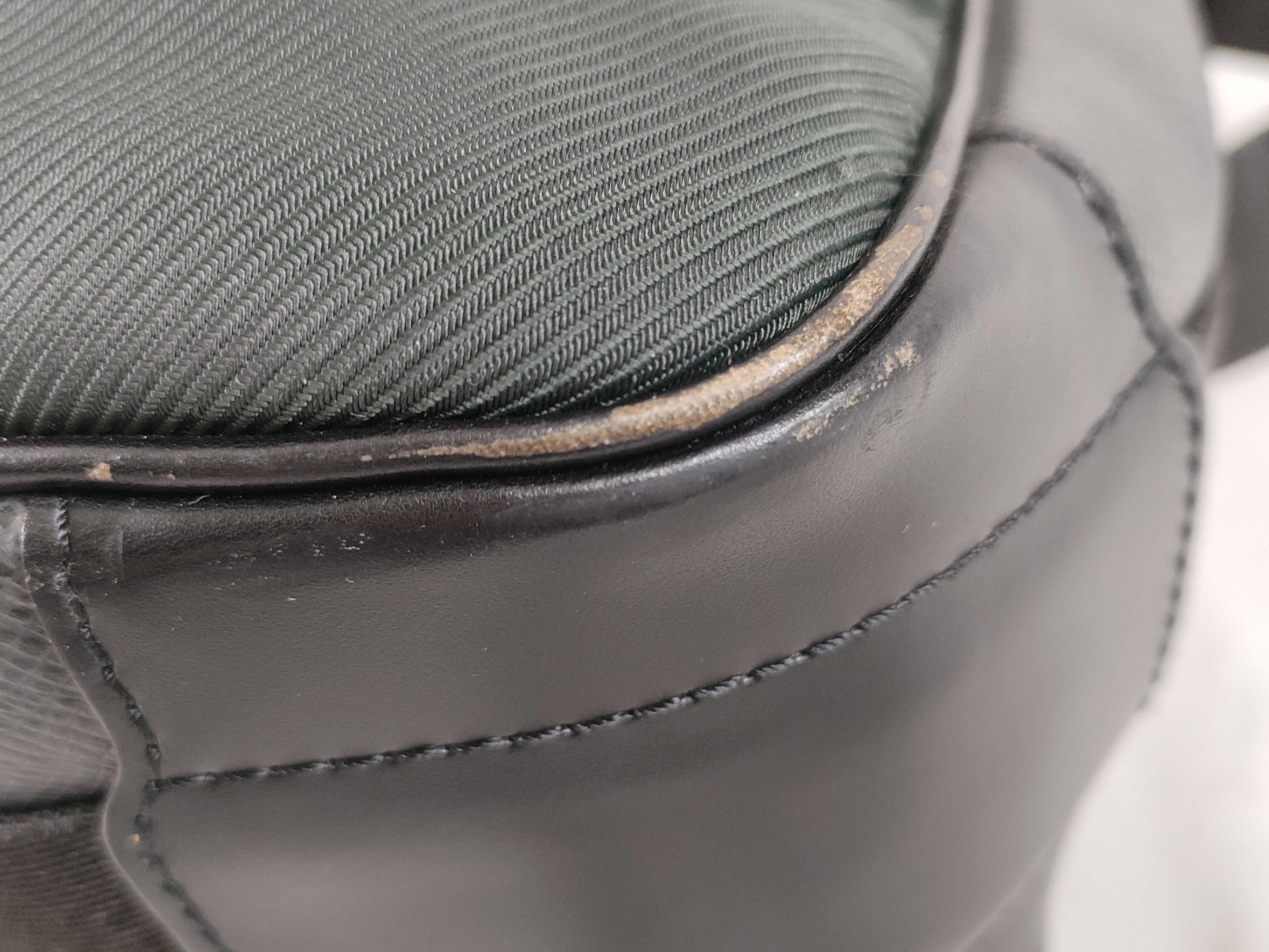Taiga LV Taiga Delsu M30162 SP0051 Shoulder Bag — view 6