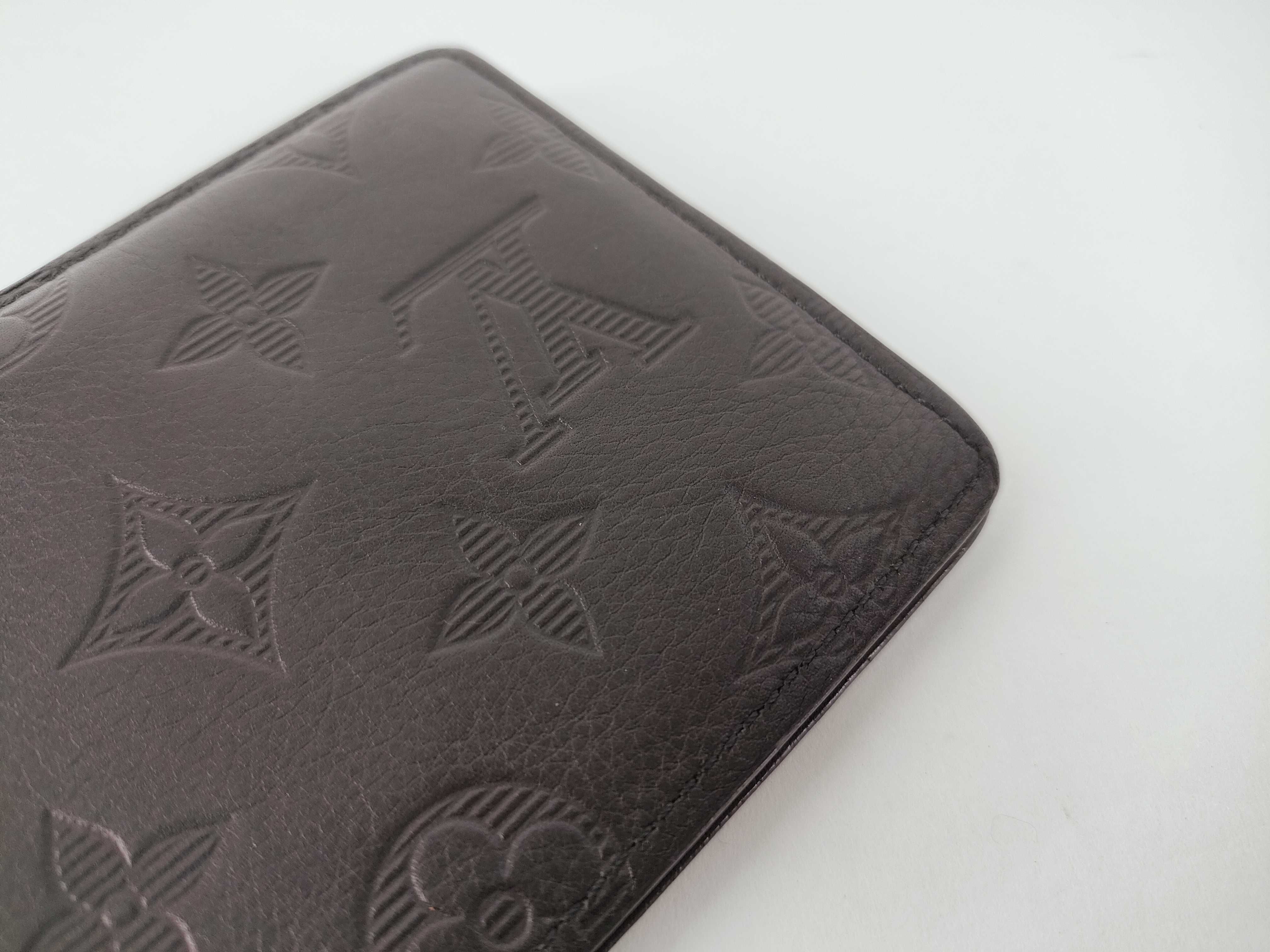 Monogram Louis Vuitton M62901 Monogram Black Leather Billfold — view 12