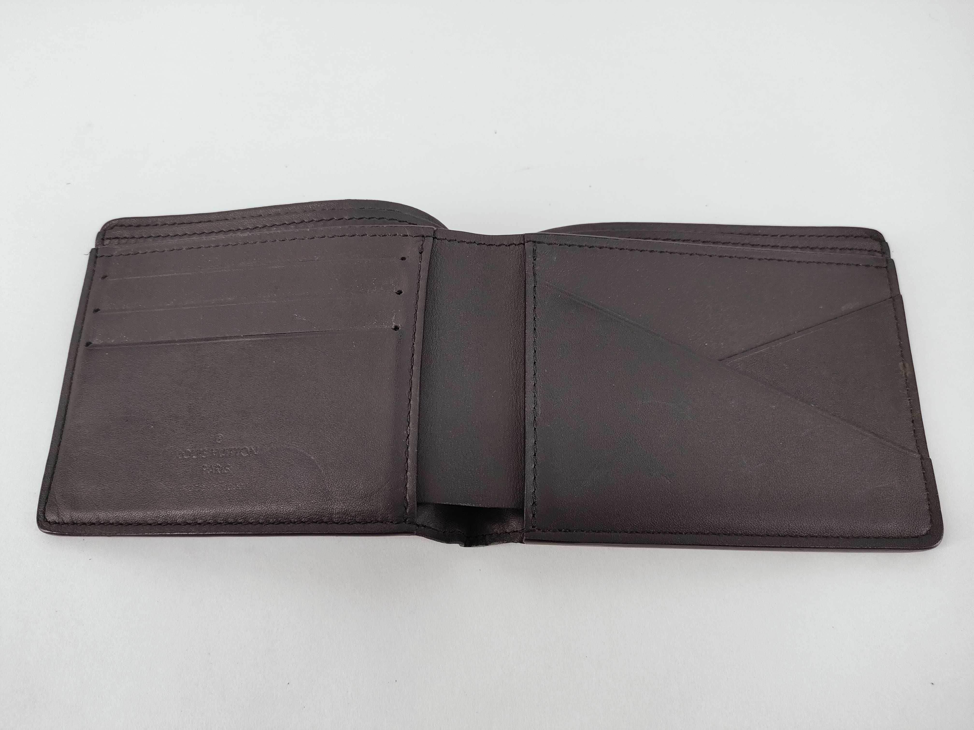 Monogram Louis Vuitton M62901 Monogram Black Leather Billfold — view 8