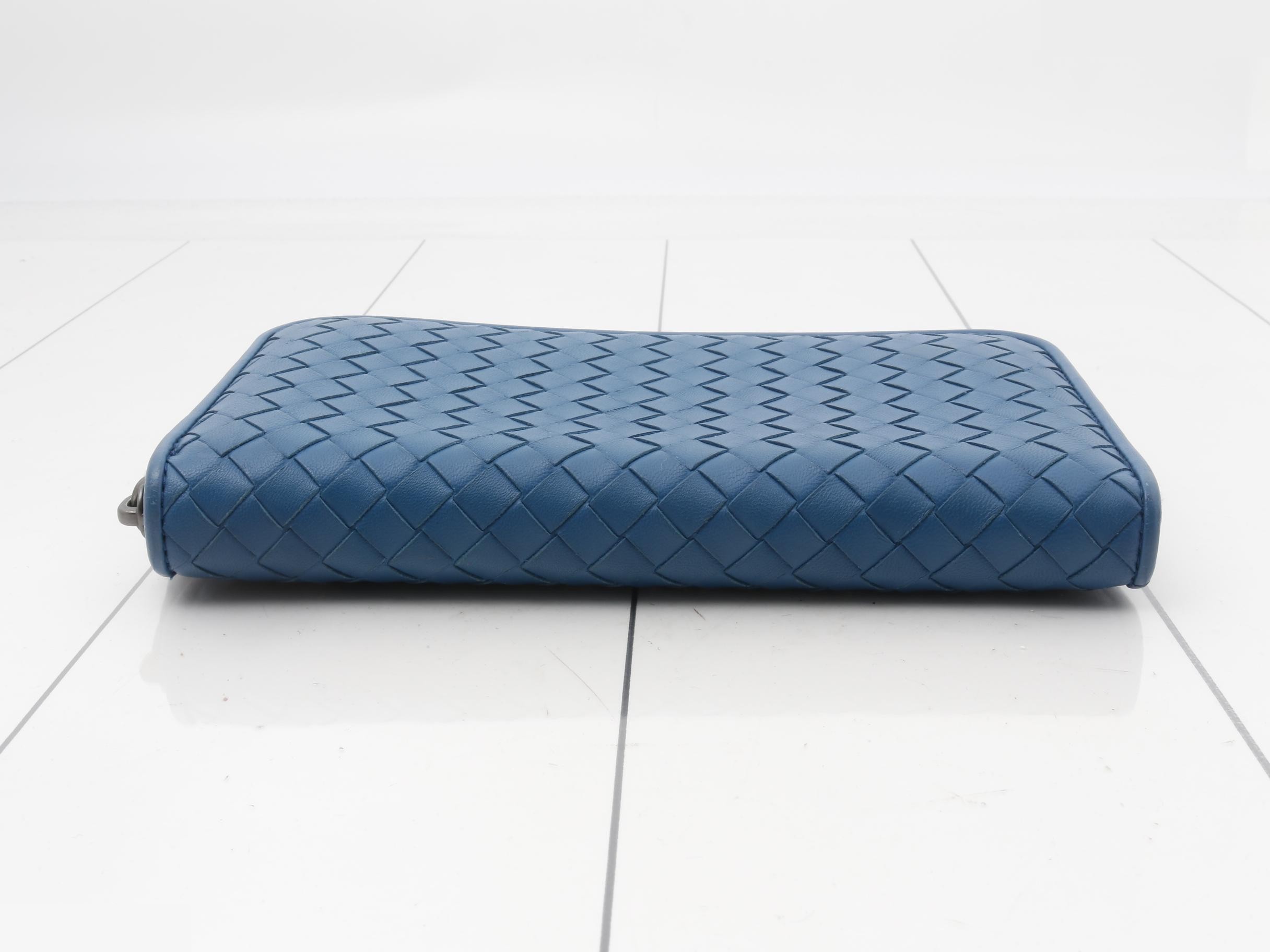 Intrecciato (bags) and wallets — view 3