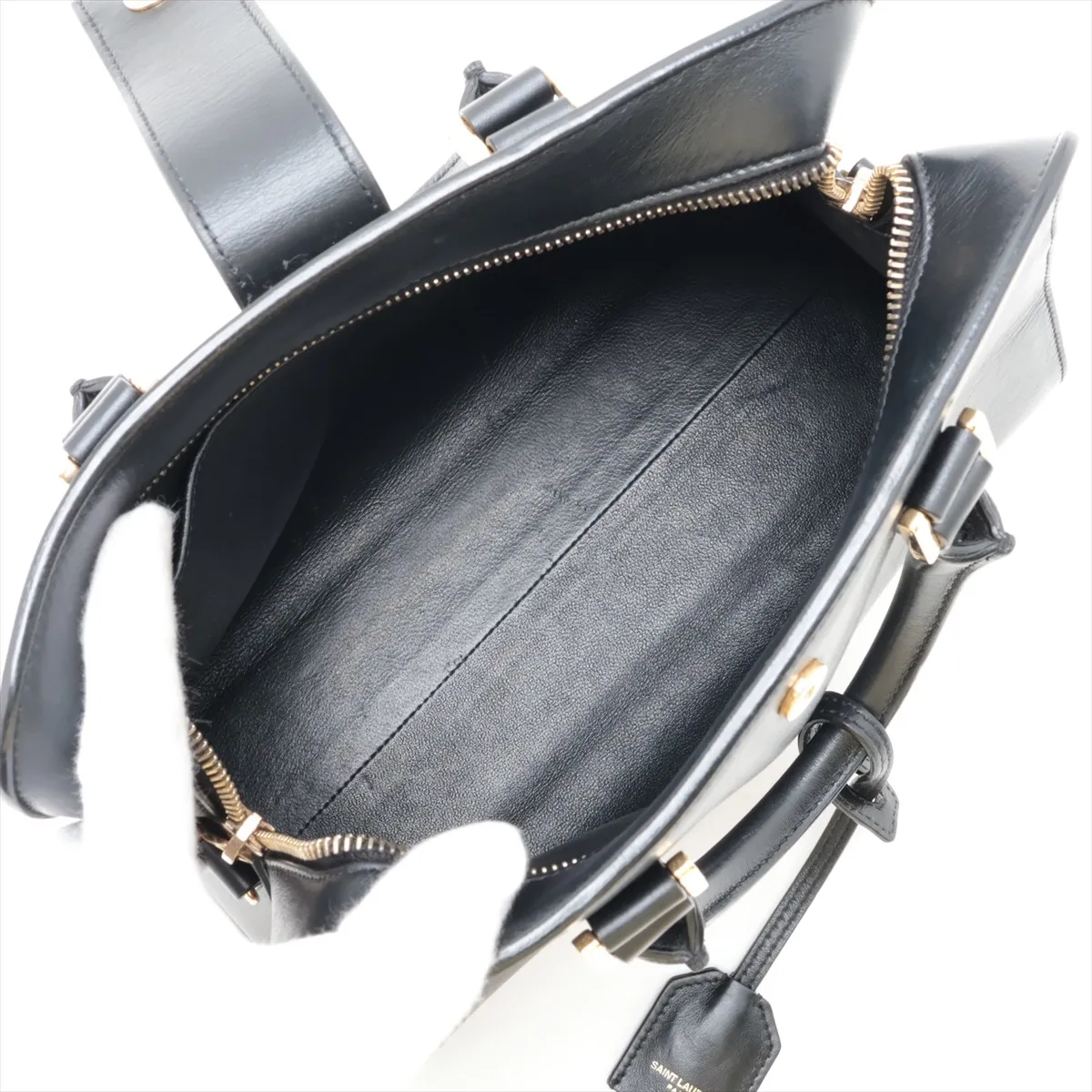 Baby Cabas 568853 Leather 2-Way Handbag, Black, Clochette Strap Torn — view 8