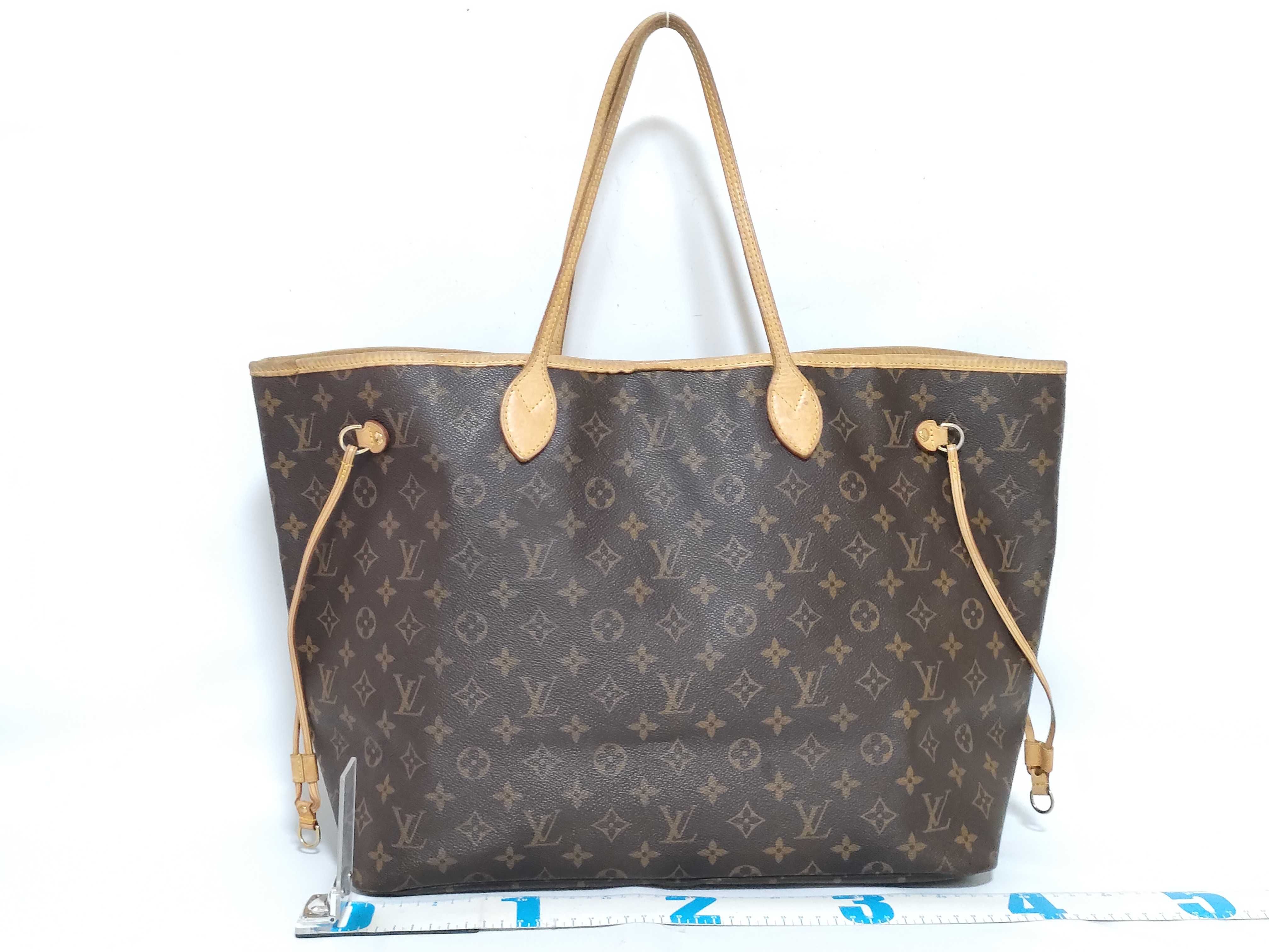 Monogram Louis Vuitton Monogram Neverfull GM Tote Bag — view 2