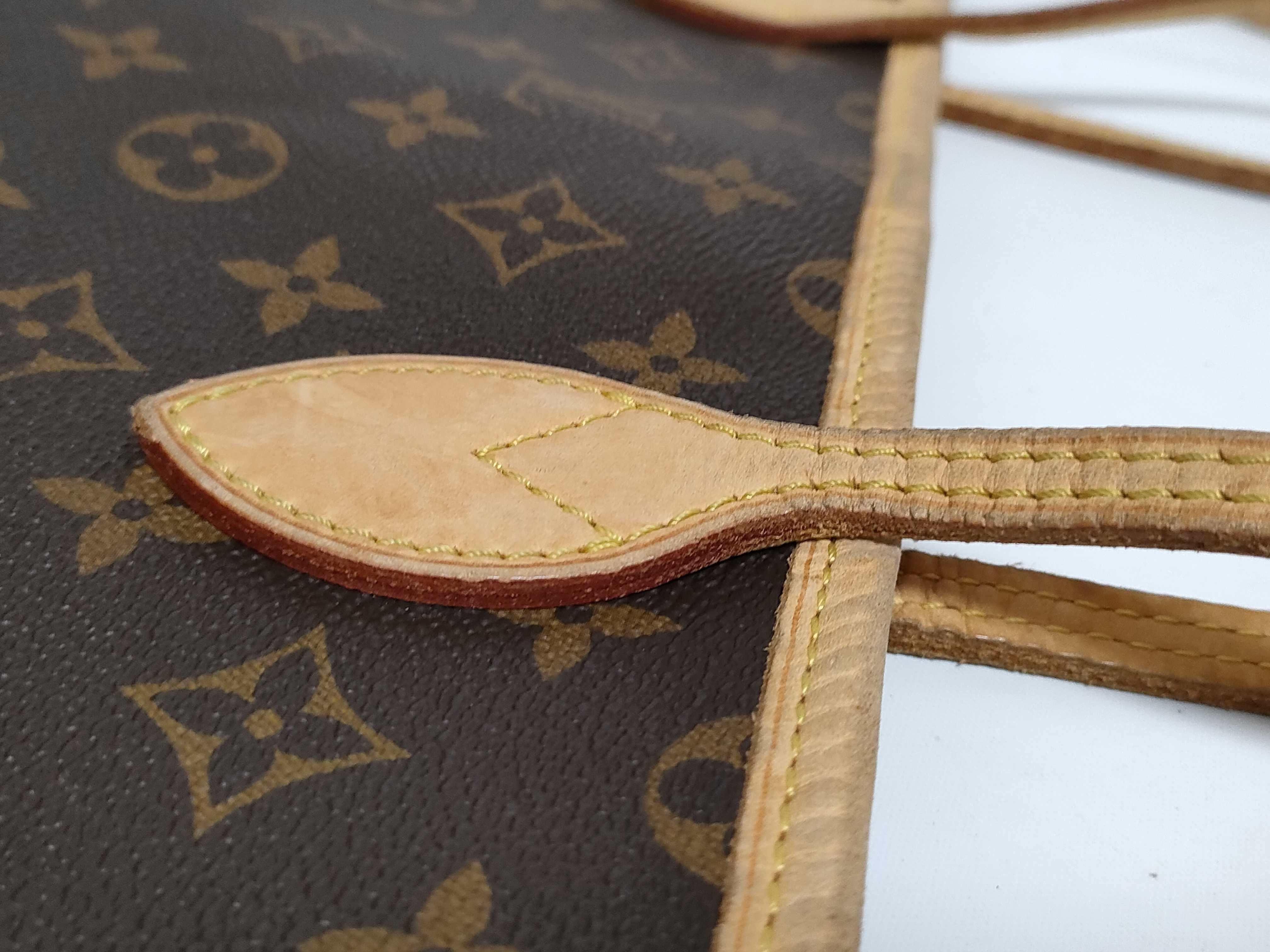 Monogram Louis Vuitton Monogram Neverfull GM Tote Bag — view 5