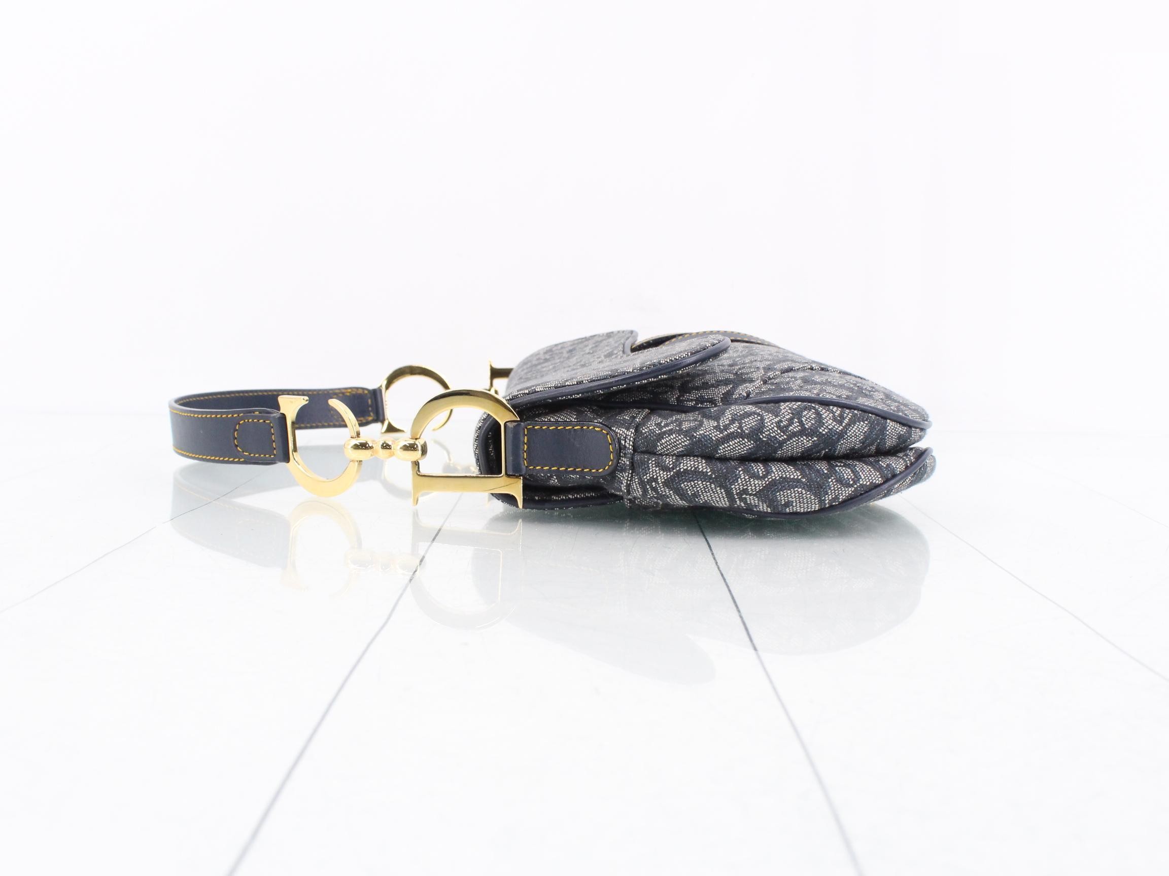 Trotter Saddle Bag, Oblique Pattern, Scarf Print Handbag — view 4