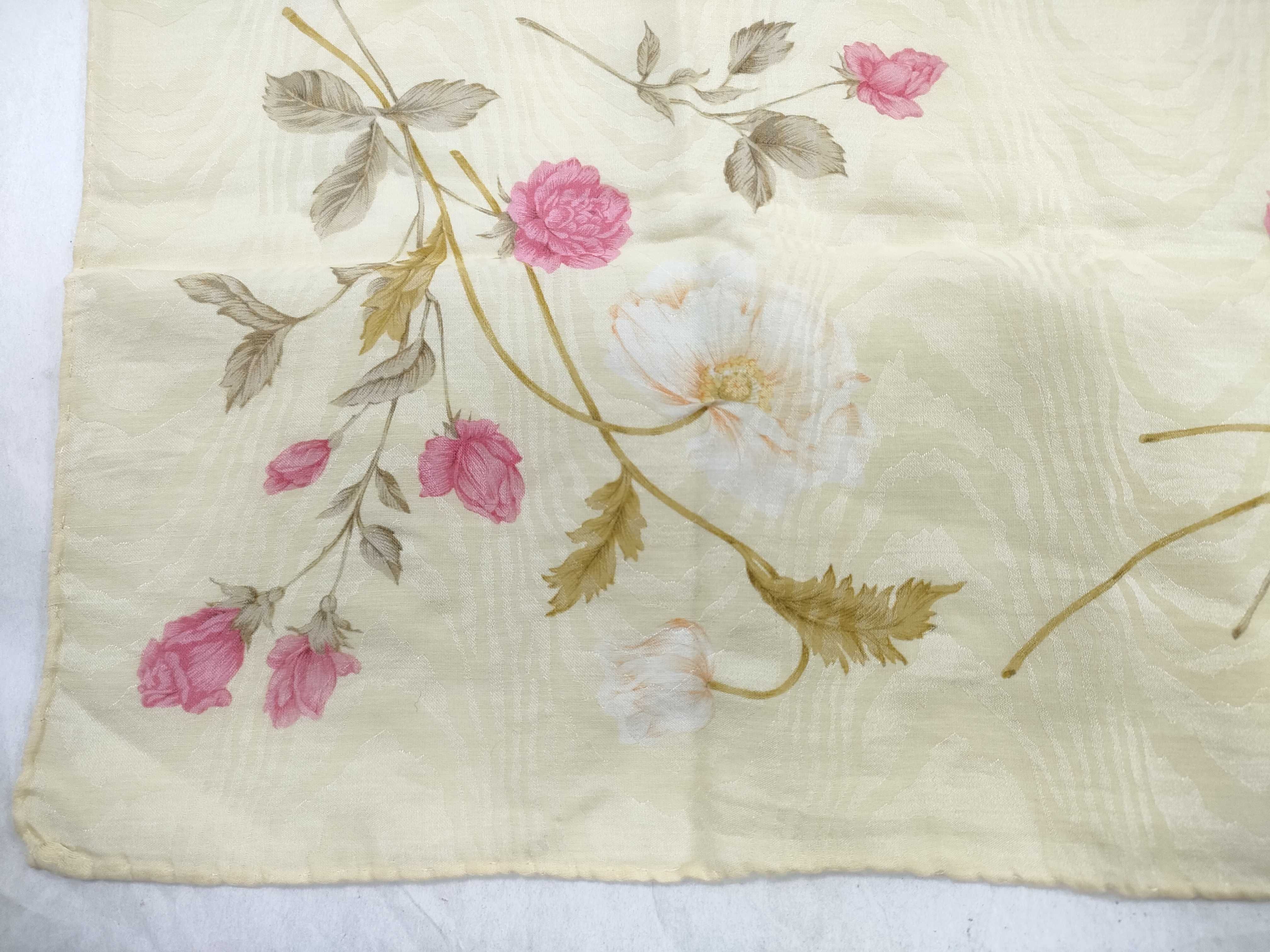 scarves and other accessories — view 4