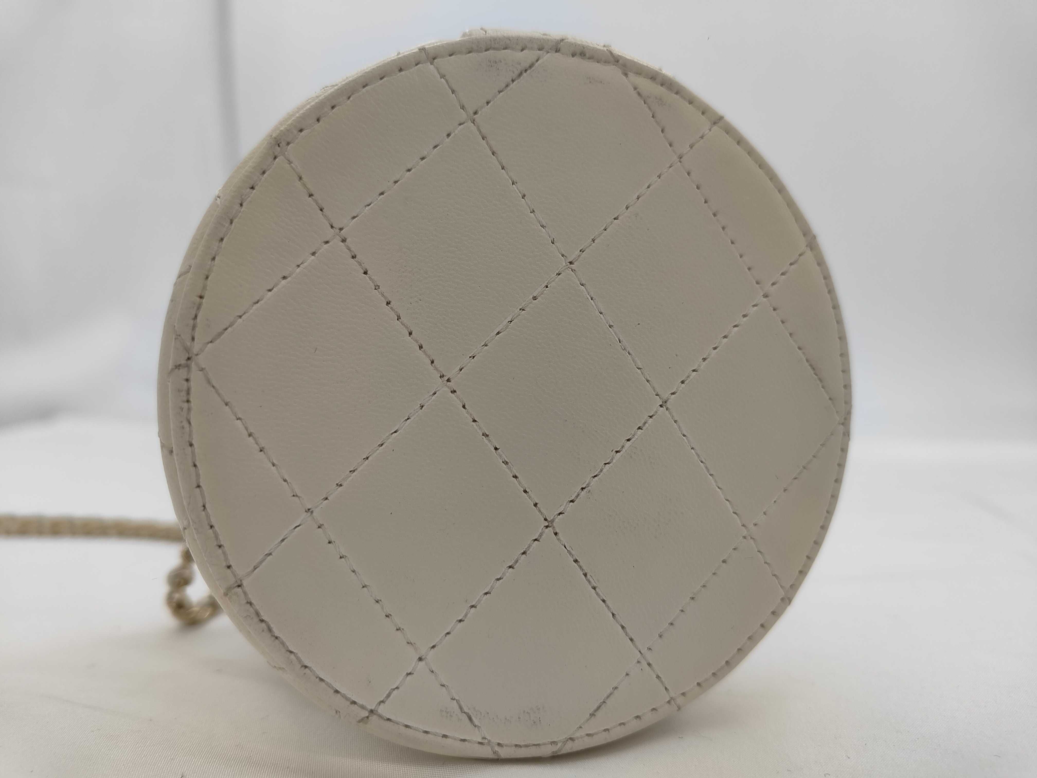 Coco Mark Logo Chain Shoulder Bag, Calfskin, White, Gold Hardware, 31170958 — view 7