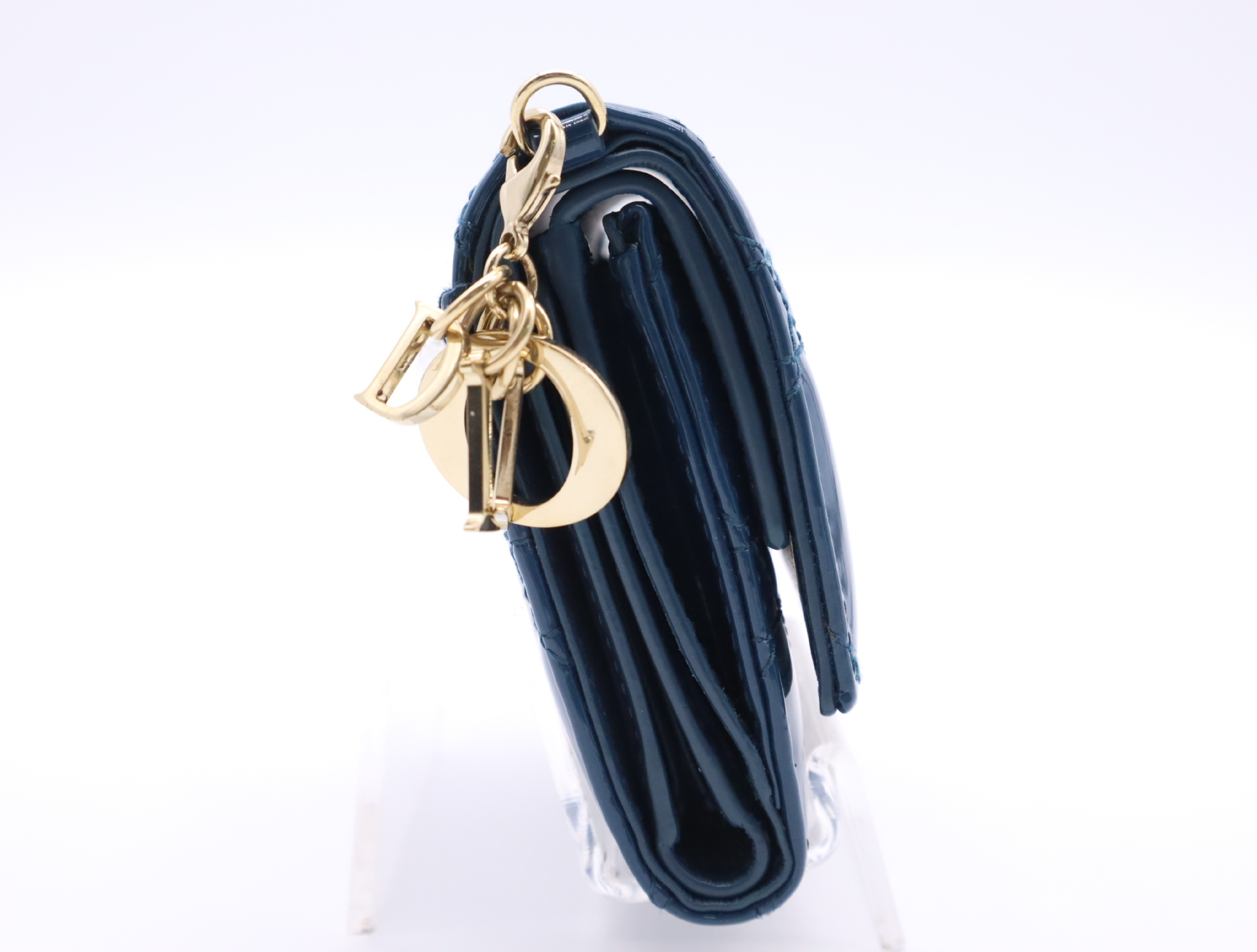 S0181OVRB Cannage Patent Calfskin Lady Lotus Wallet Blue (Comes with Box and Dust Bag) — view 5