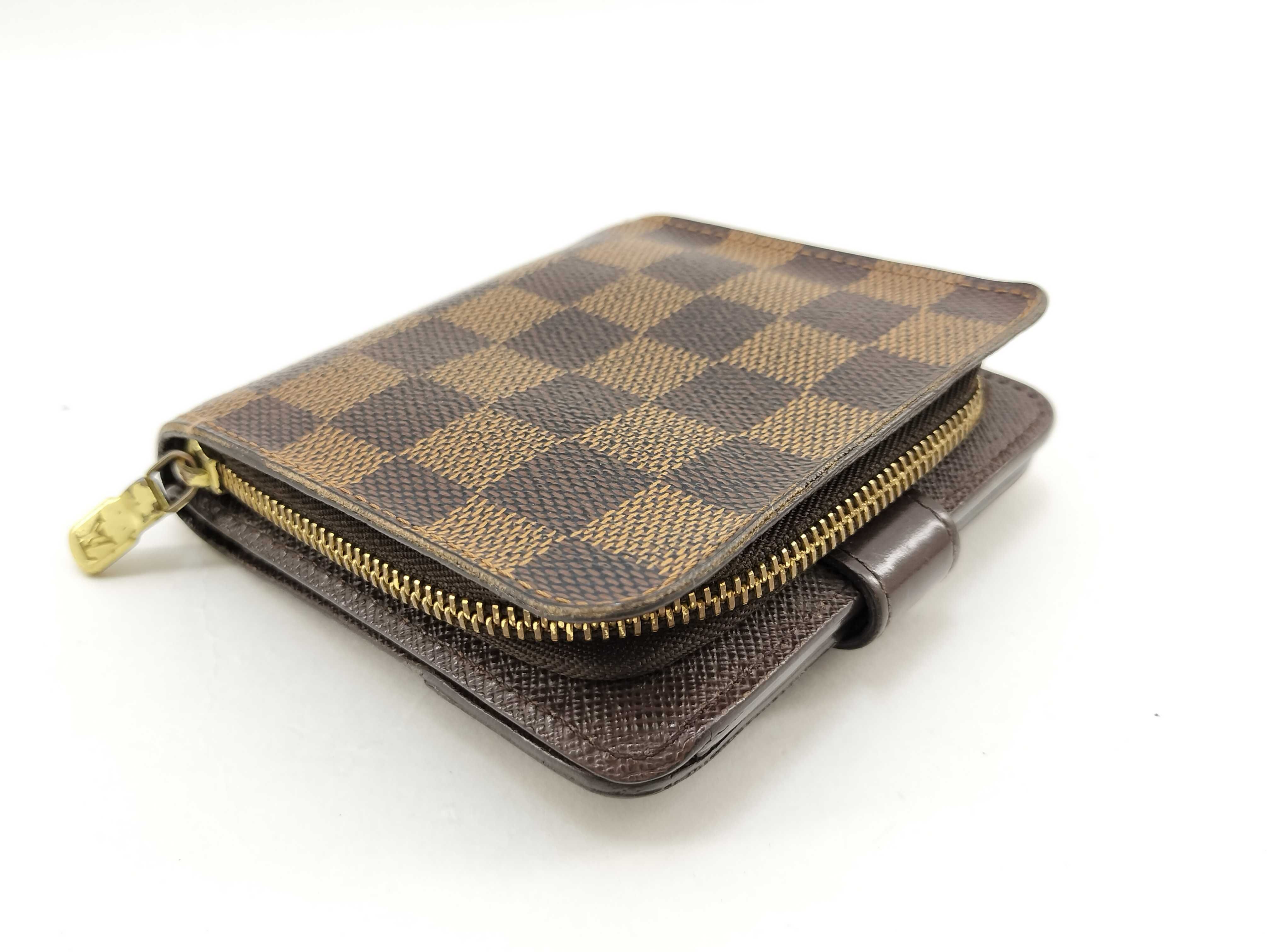 Damier LV Wallet — view 7