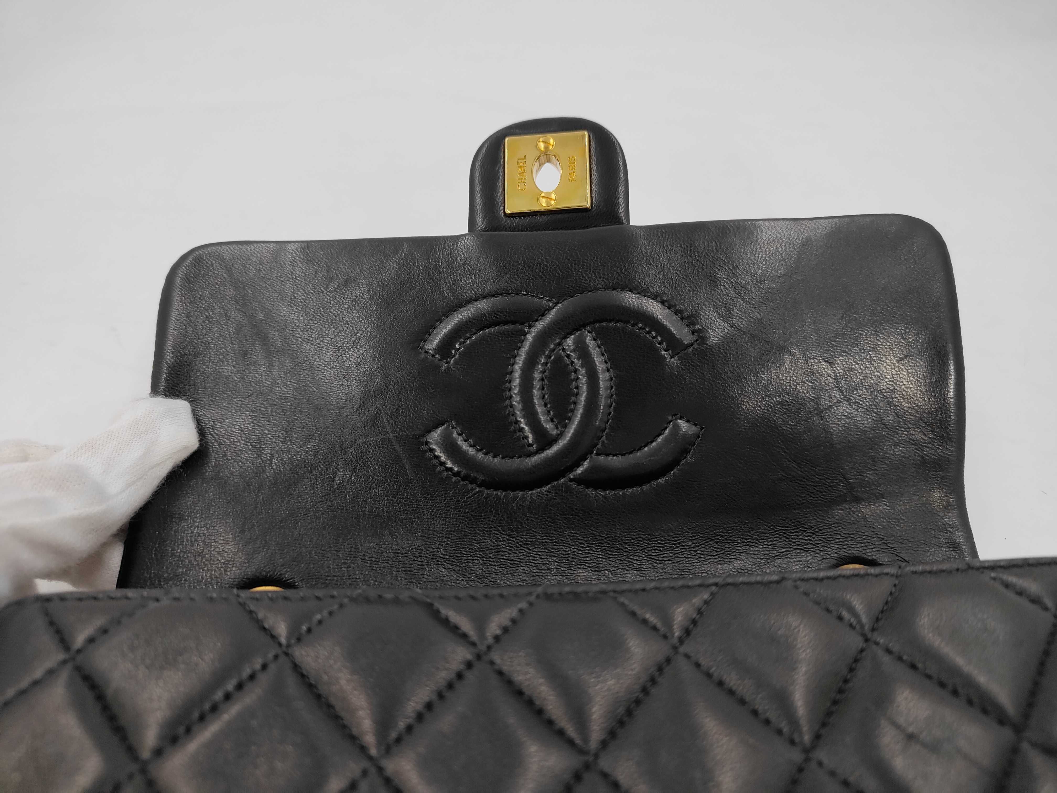 Lambskin Matelassé 20 Single Chain Shoulder Bag — view 9