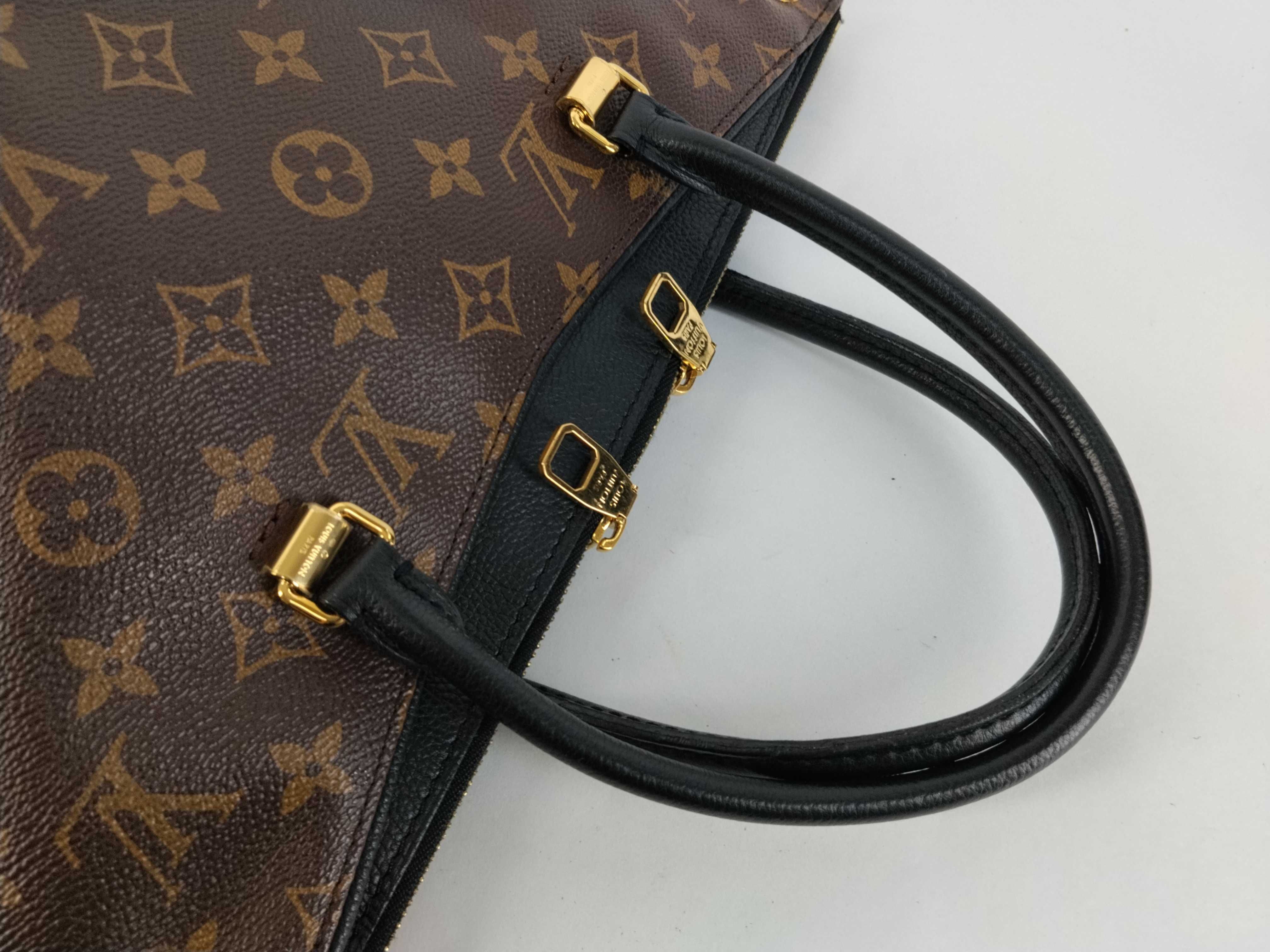 Monogram Pallas Monogram Black M42756 Handbag — view 3
