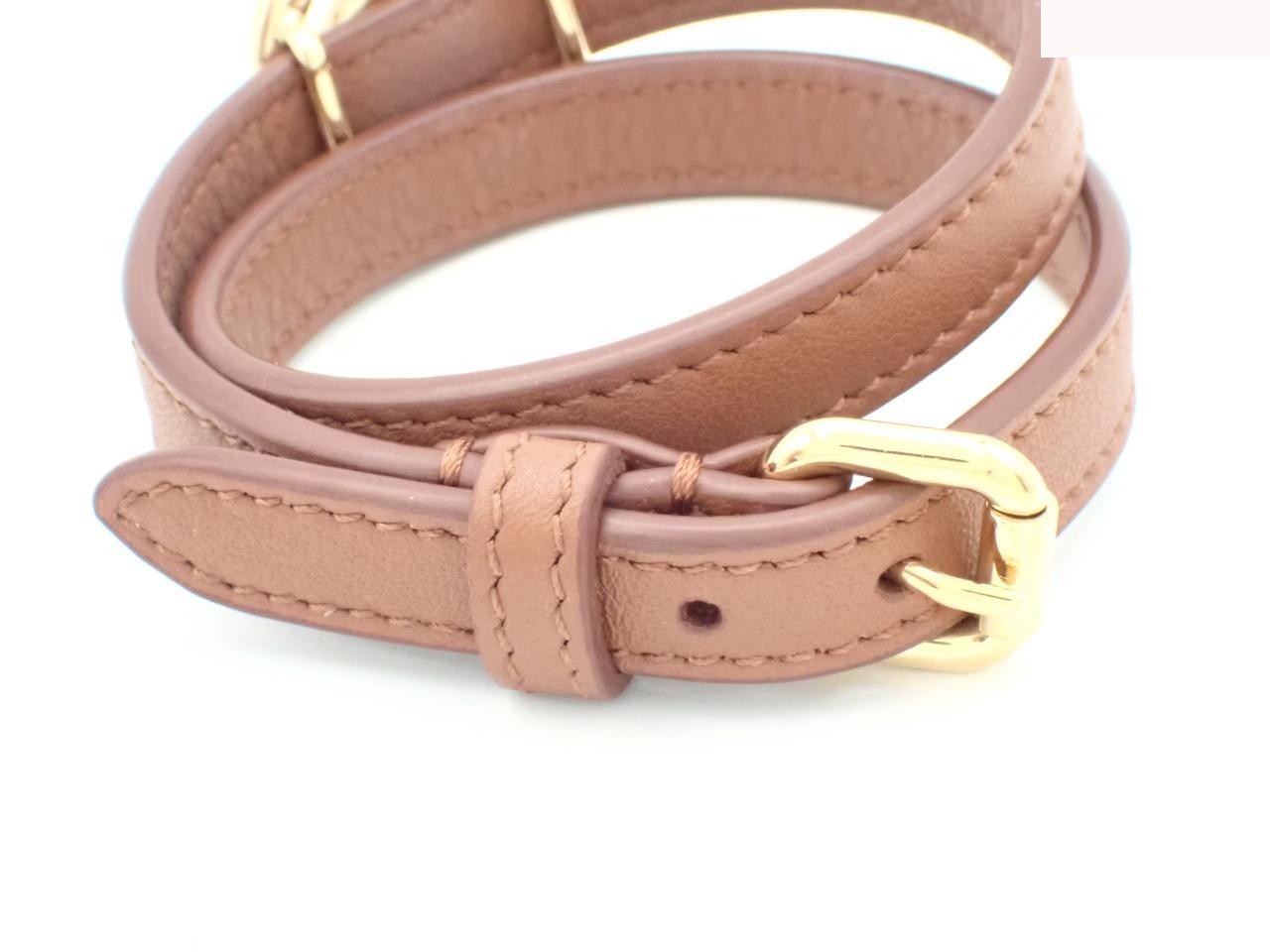 bracelet, gold and brown, wrist circumference approximately 16cm — view 3