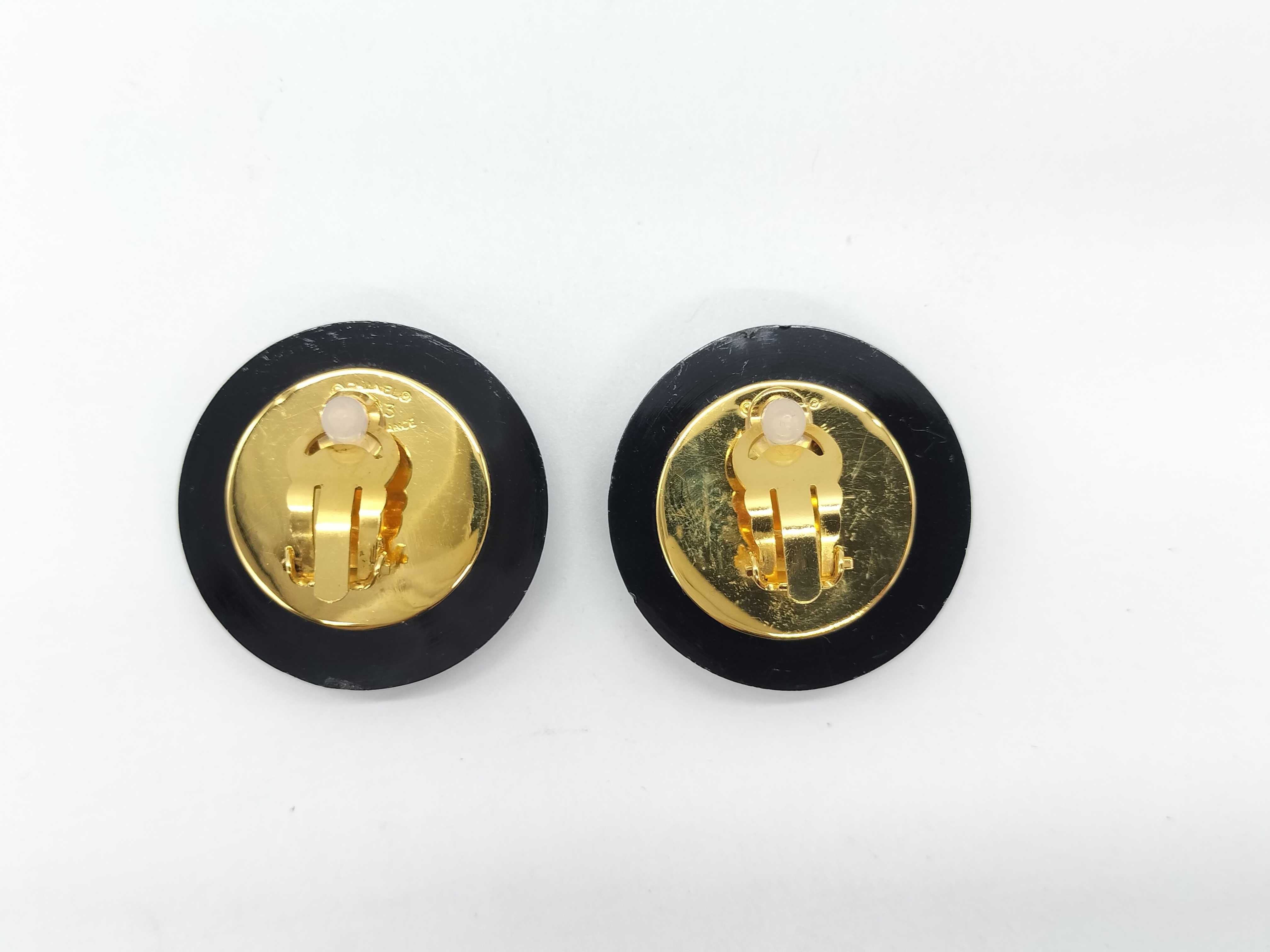 Matelassé Earrings Victoire de Castellane 23 Matelassé Coco Mark Earrings — view 3