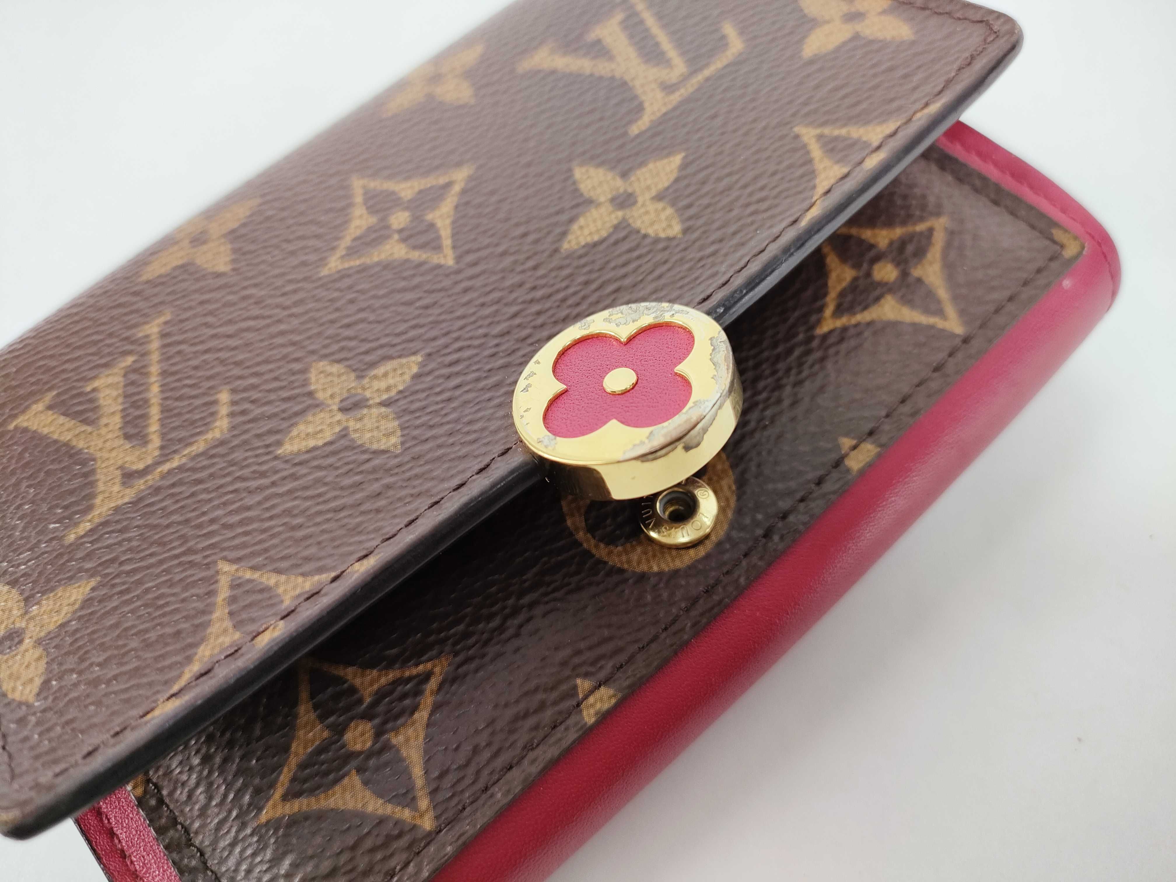 Monogram Portefeuille Flore Compact Wallet — view 6
