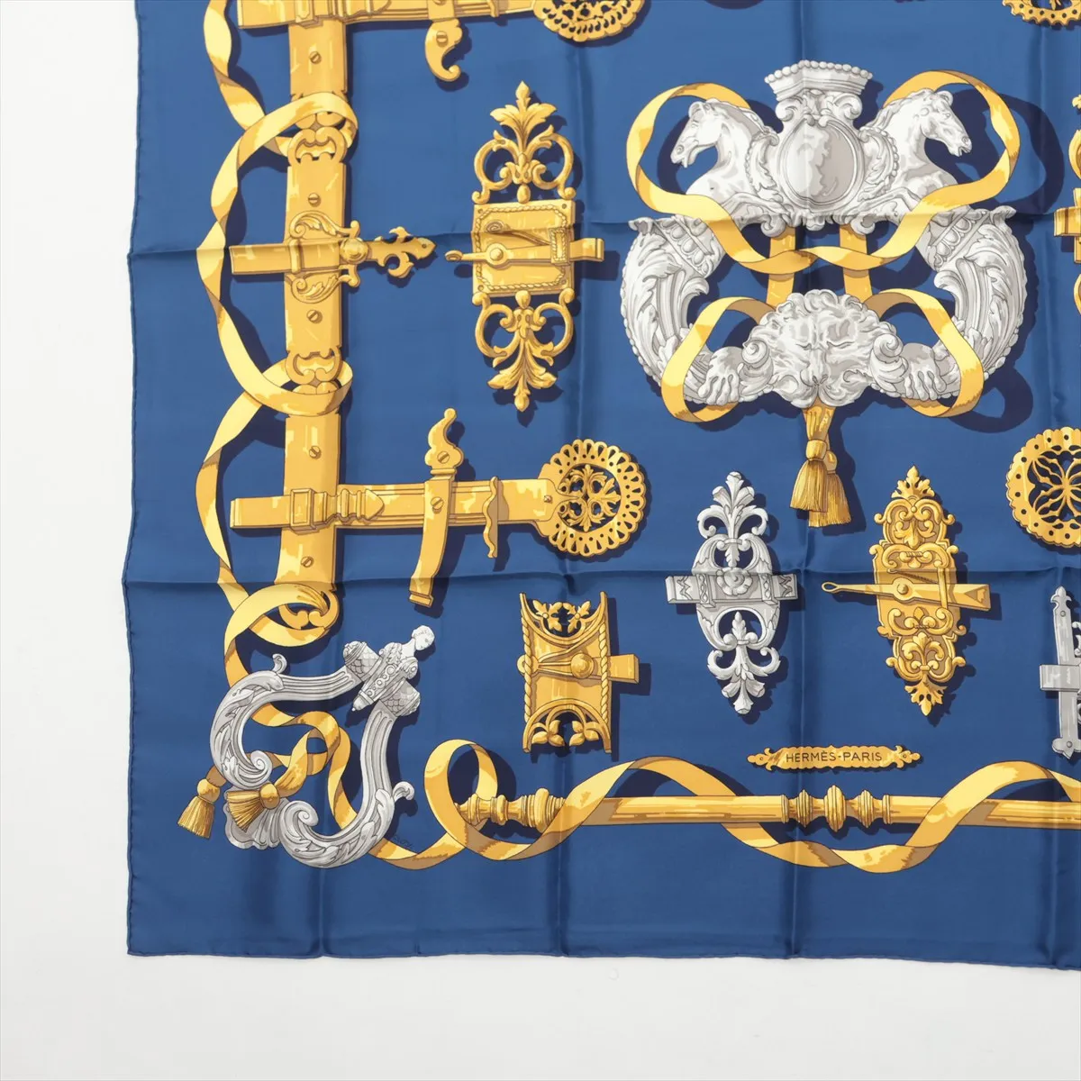Carre 90 Ferronnerie ironwork scarf, silk, blue. Shows signs of wear, including snags, — view 5