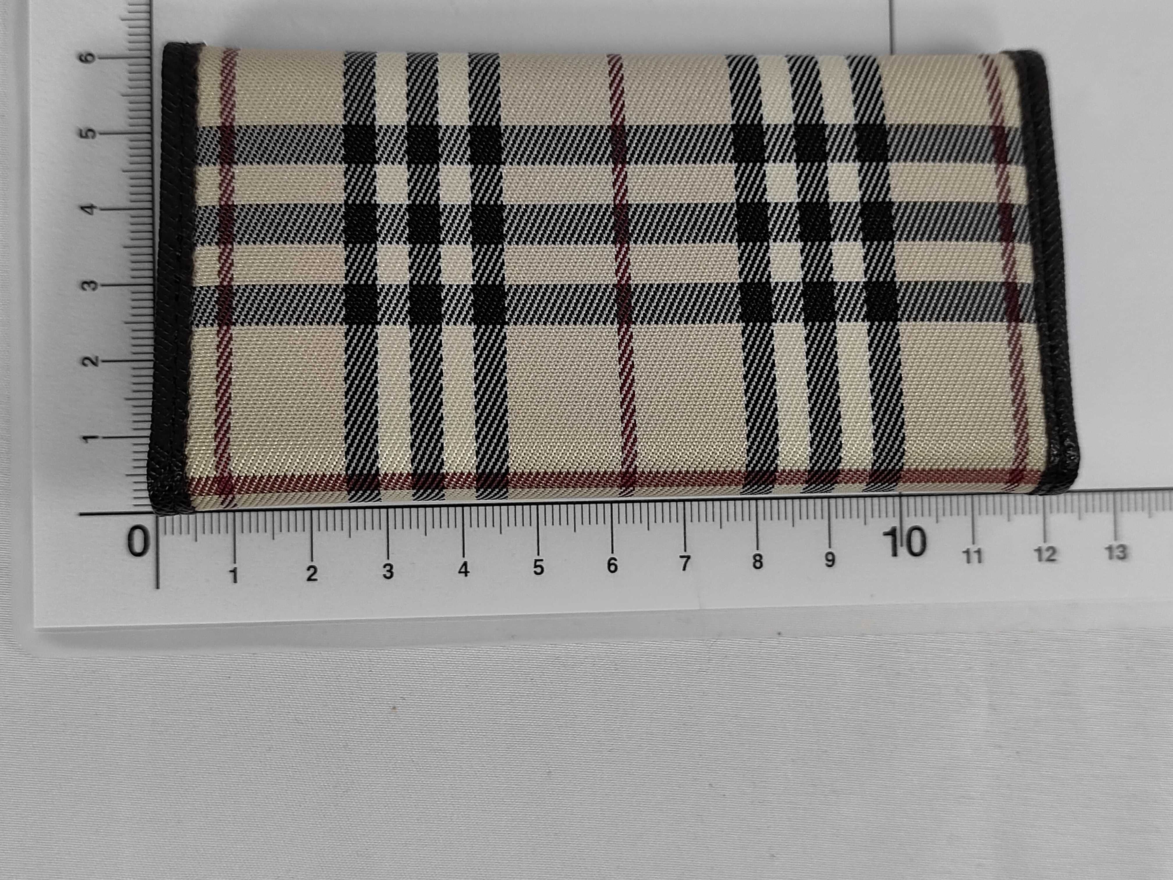 Unused Nova Check Key Case, 5 Hooks, with Box — view 2