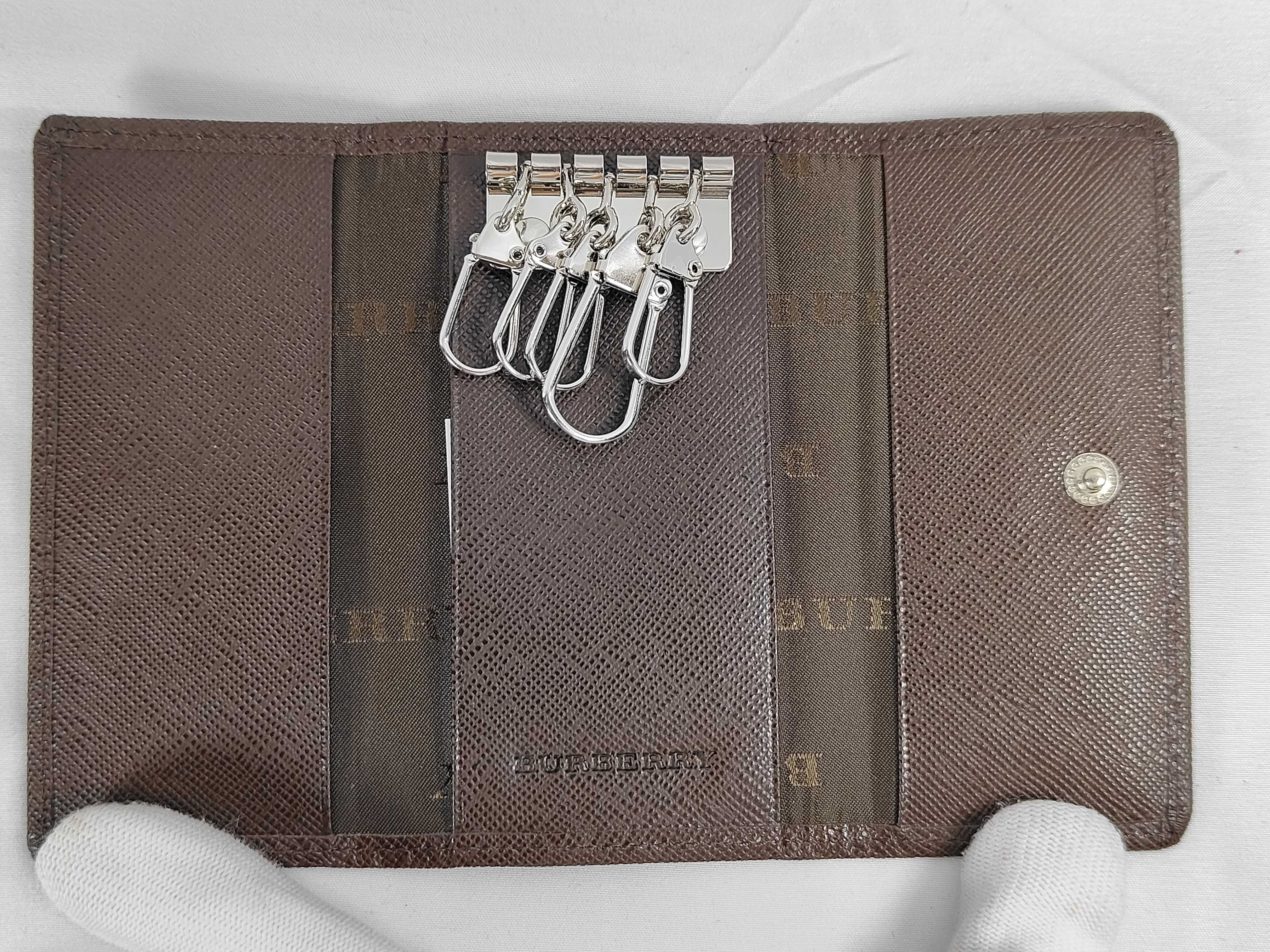 Unused Nova Check Key Case, 5 Hooks, with Box — view 7
