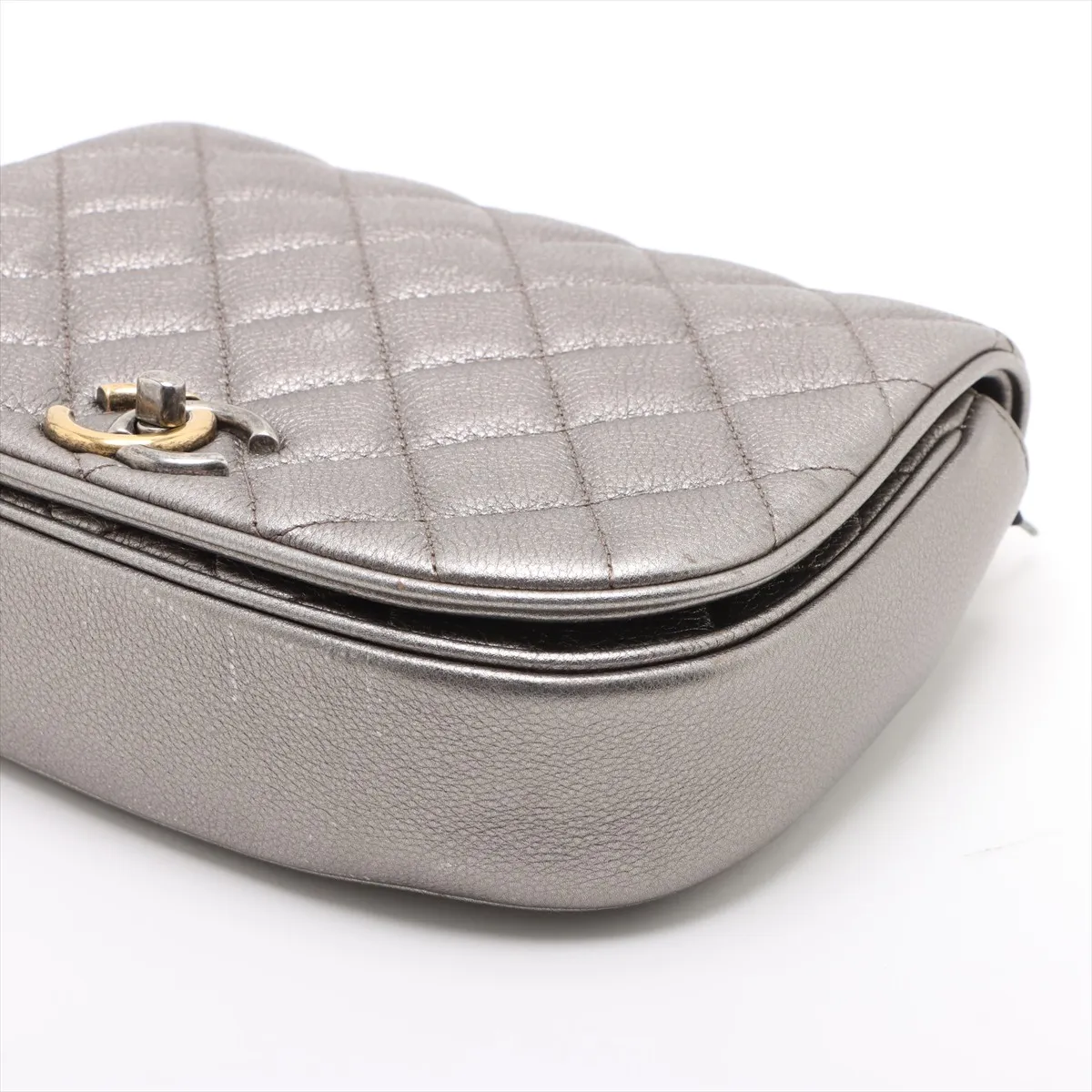 Matelassé Leather Single Flap Double Chain Bag, Silver with Gunmetal Hardware, Item Number 23219965 (Serial Number in the 23s range) — view 3