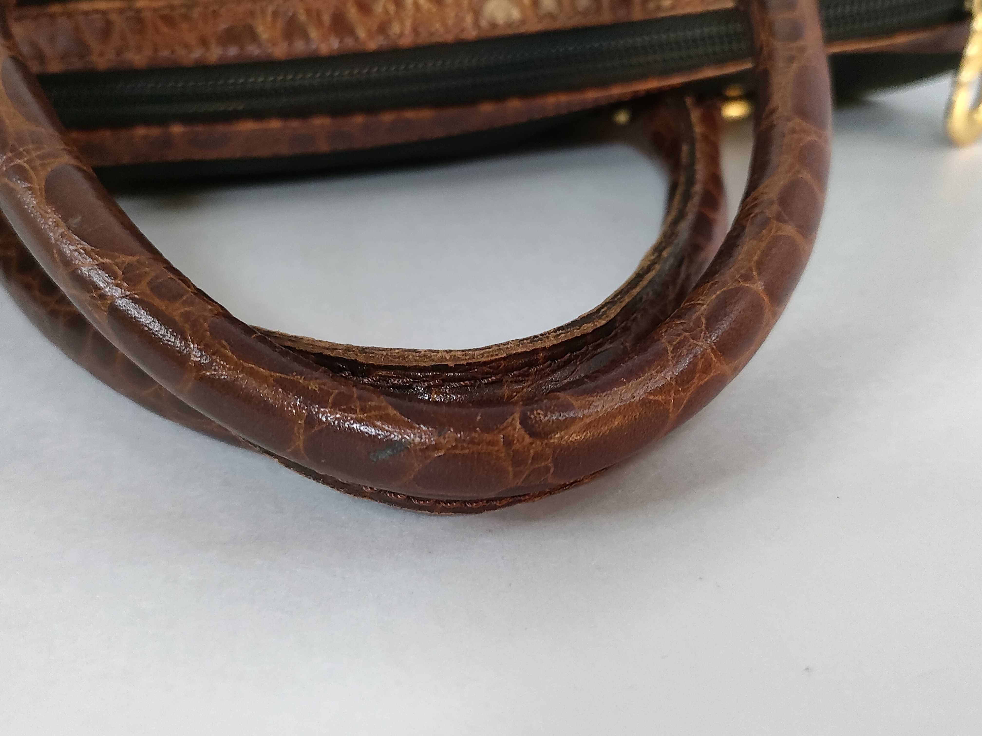 handbag — view 4