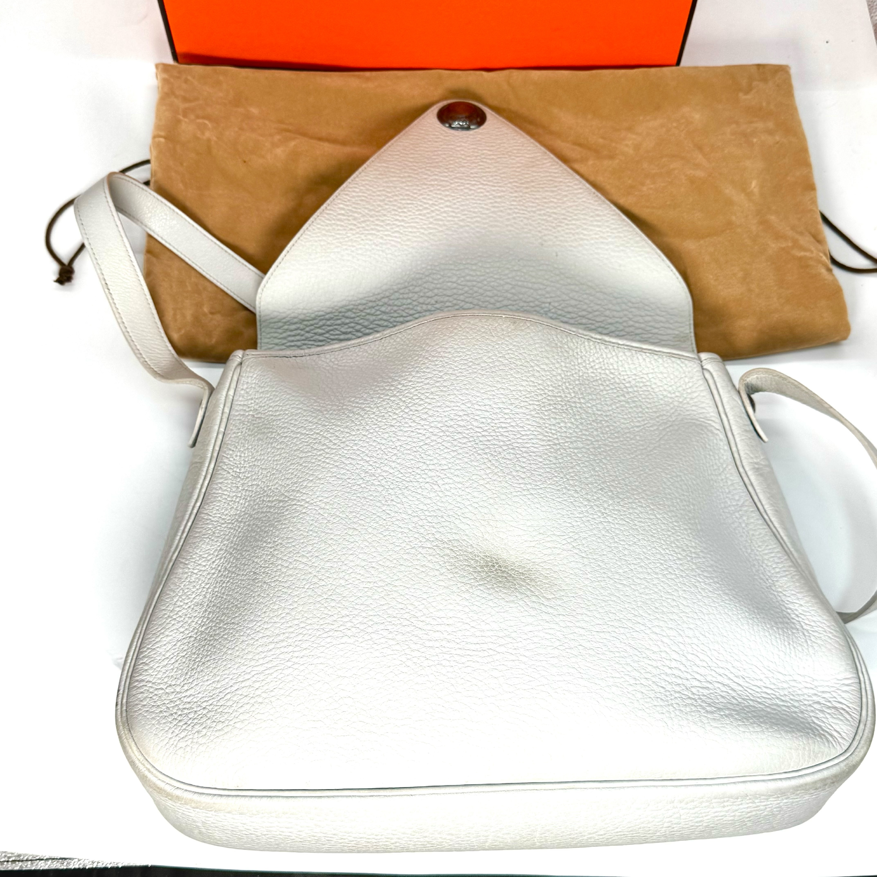 (12235_0072) Lyon Clemence Christine Grey Shoulder Bag ( E stamp) — view 6