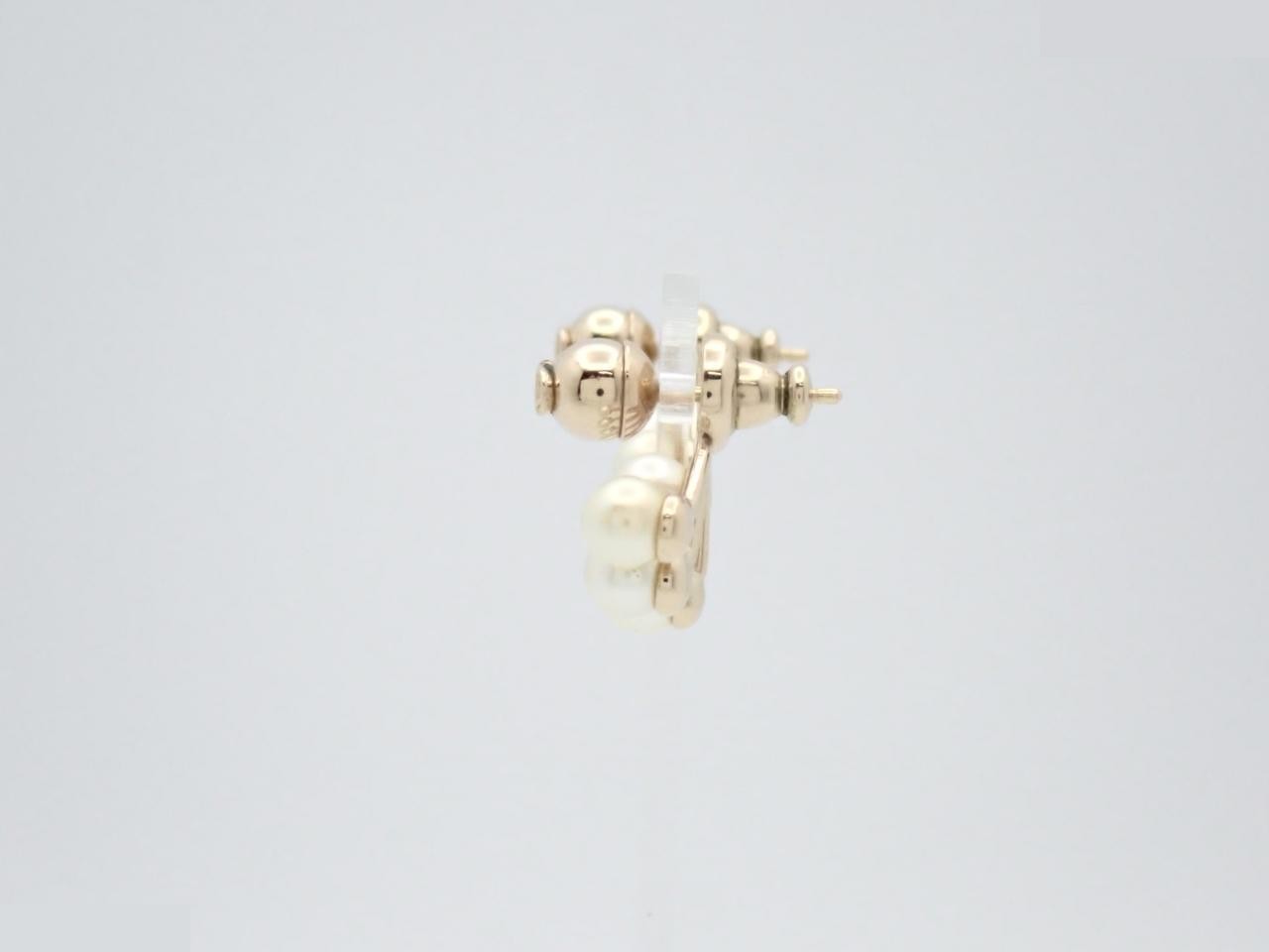 Gold pearl earrings — view 3