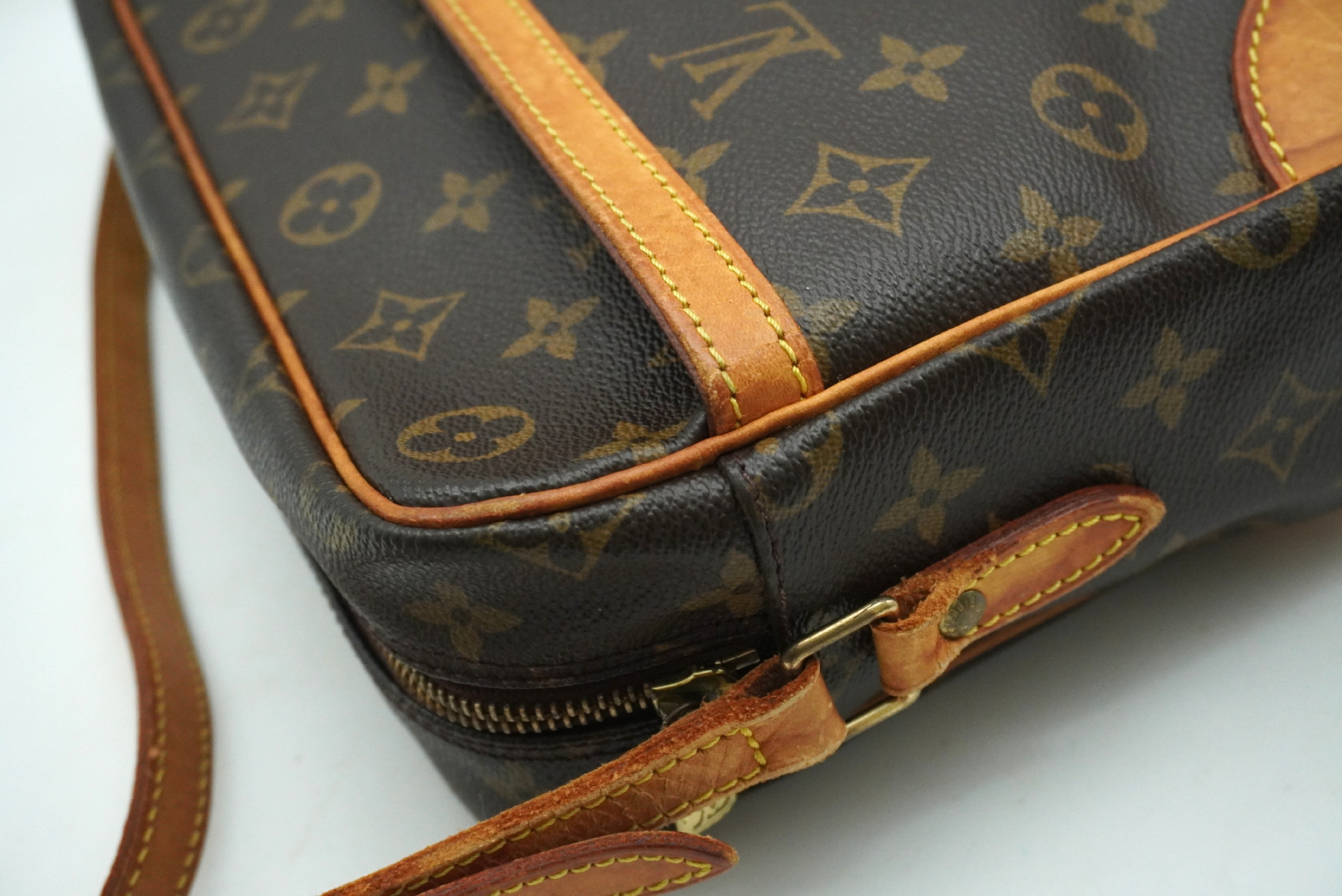 Monogram Trocadero 30 M51272 Shoulder Bag — view 11