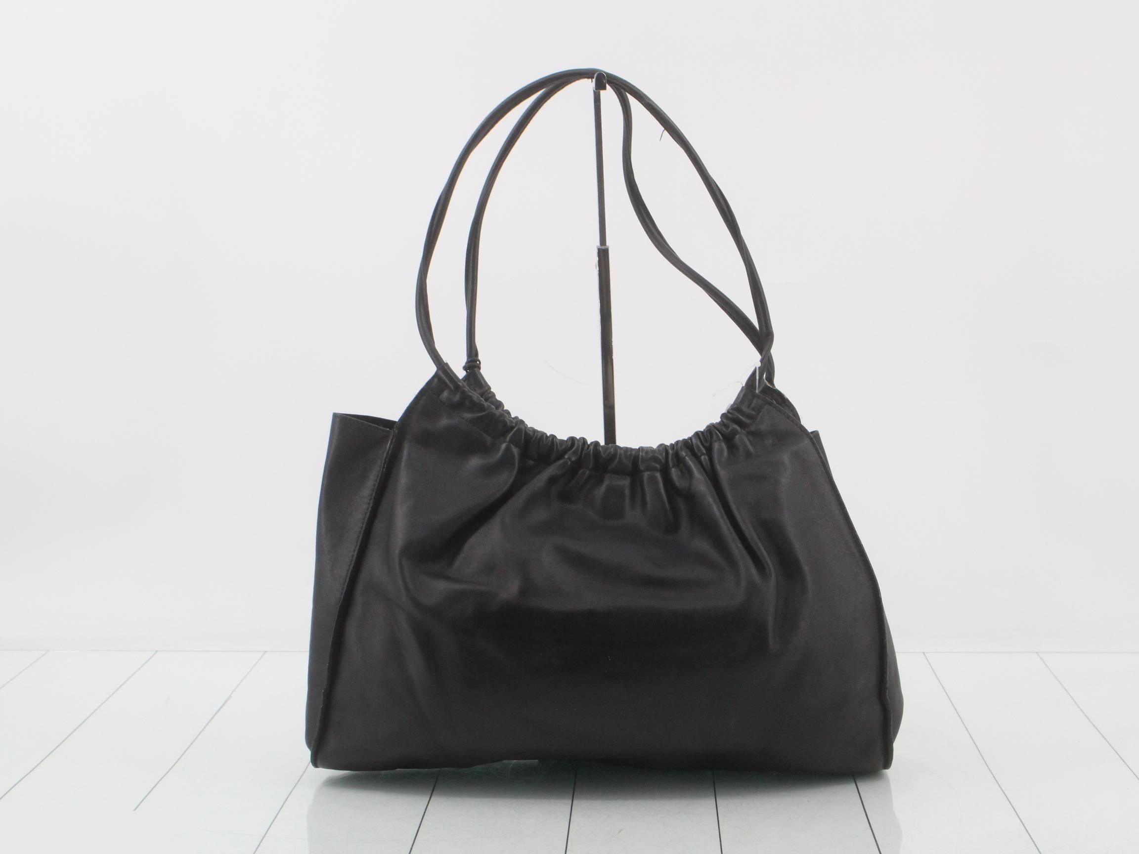 Tom Ford era leather shoulder bag — view 2