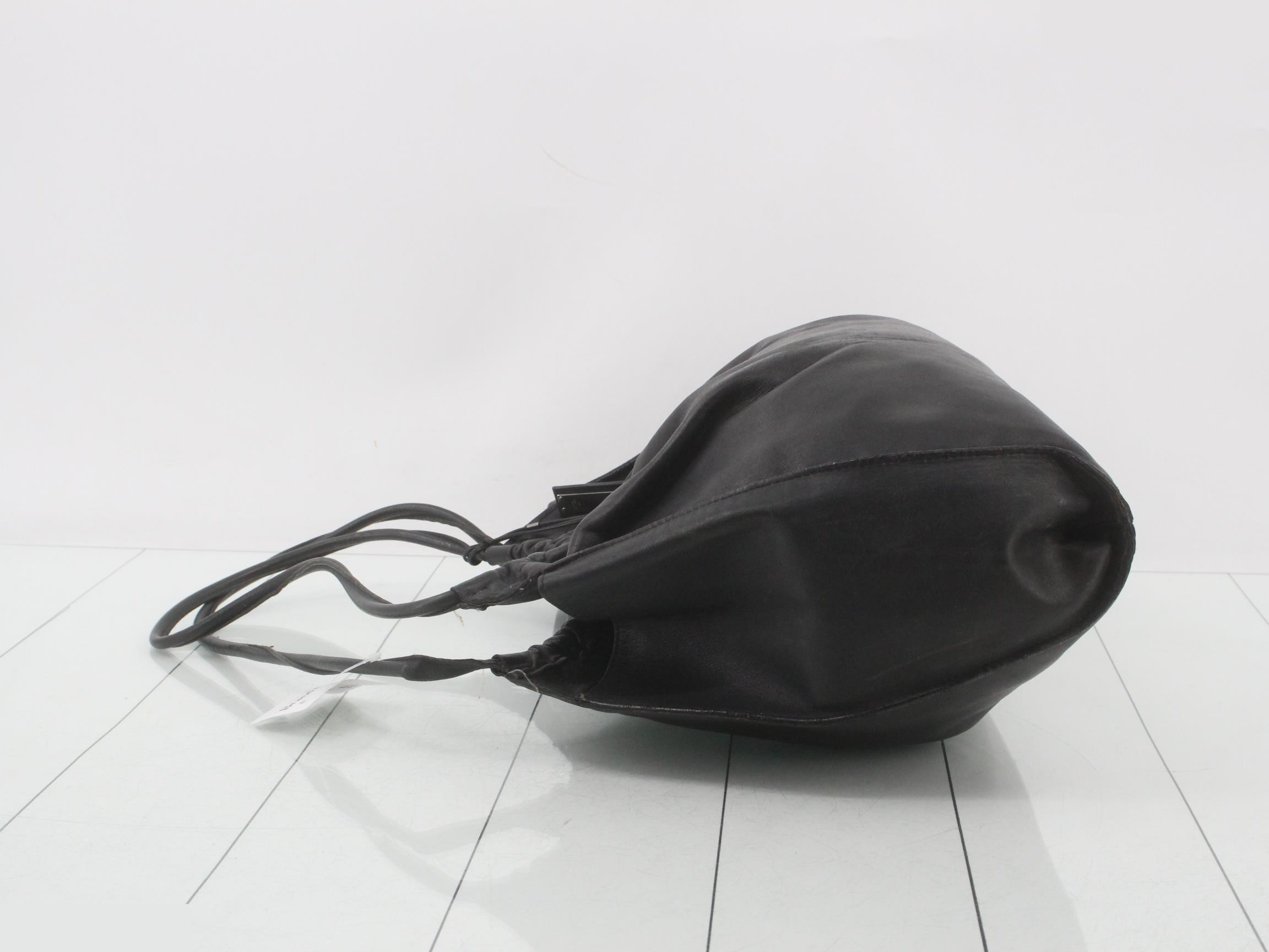 Tom Ford era leather shoulder bag — view 4