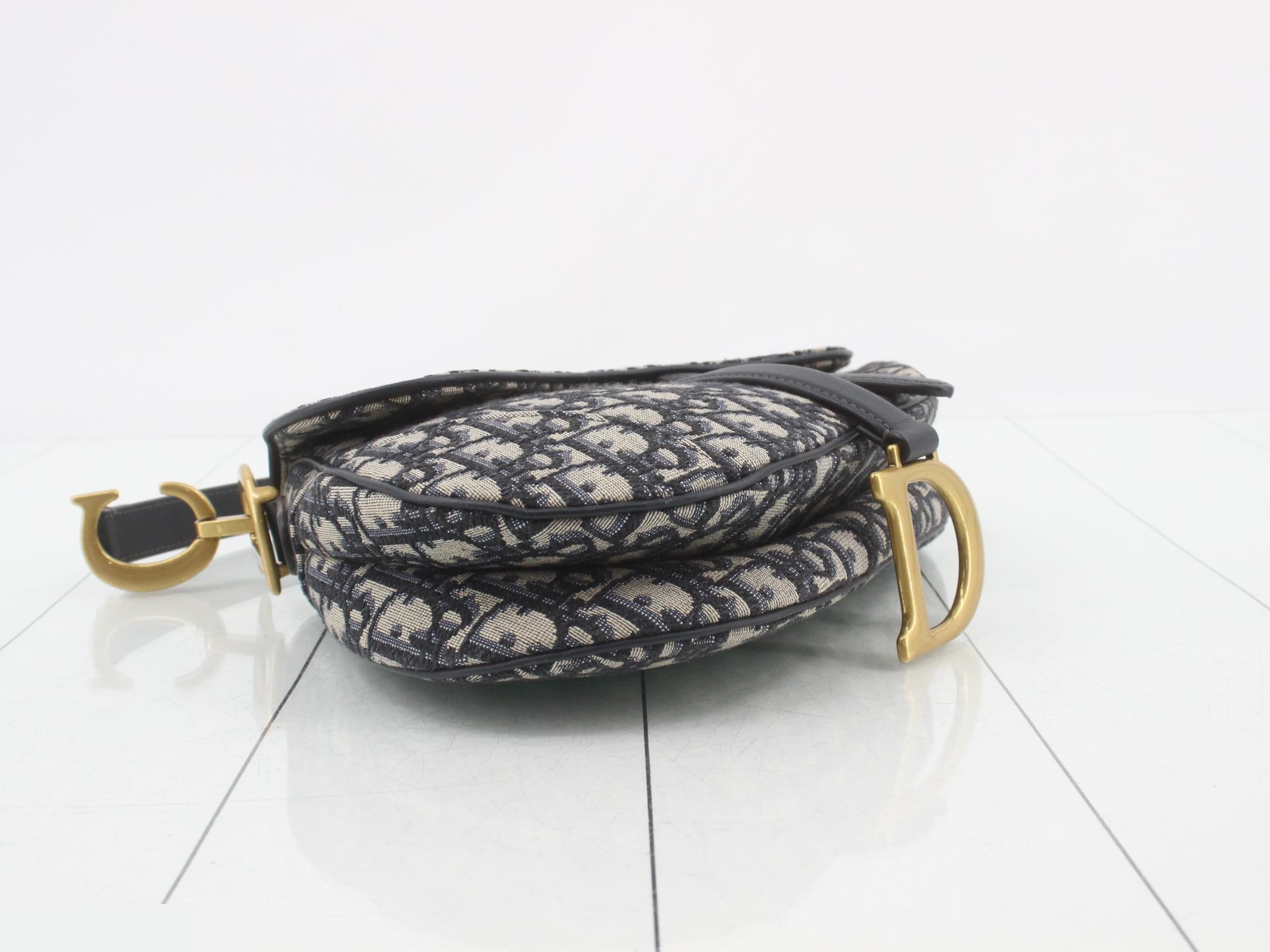 Oblique Saddle One-Shoulder Bag — view 5